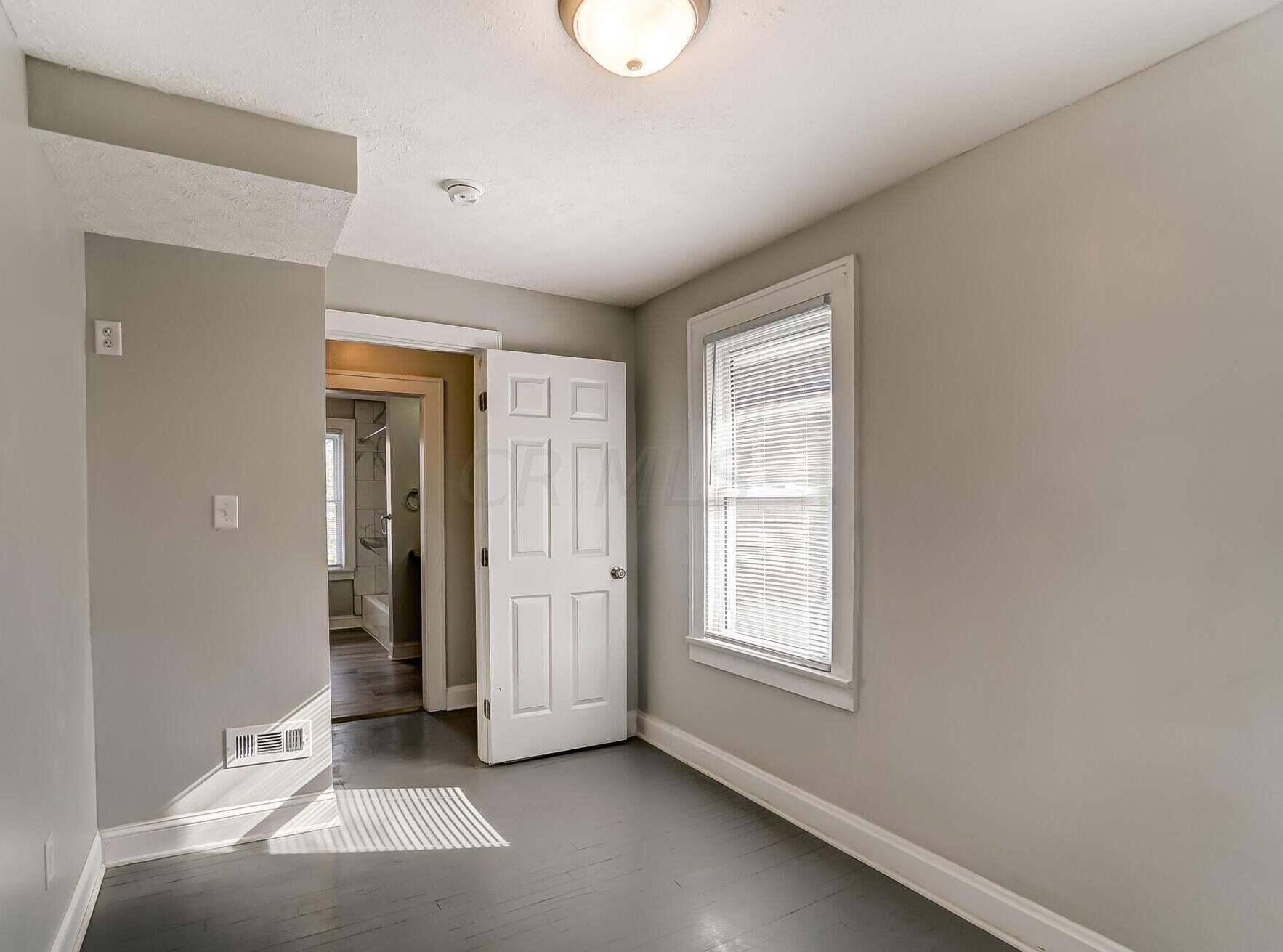 402 Richardson Ave, Columbus OH 43204-3472 exterior