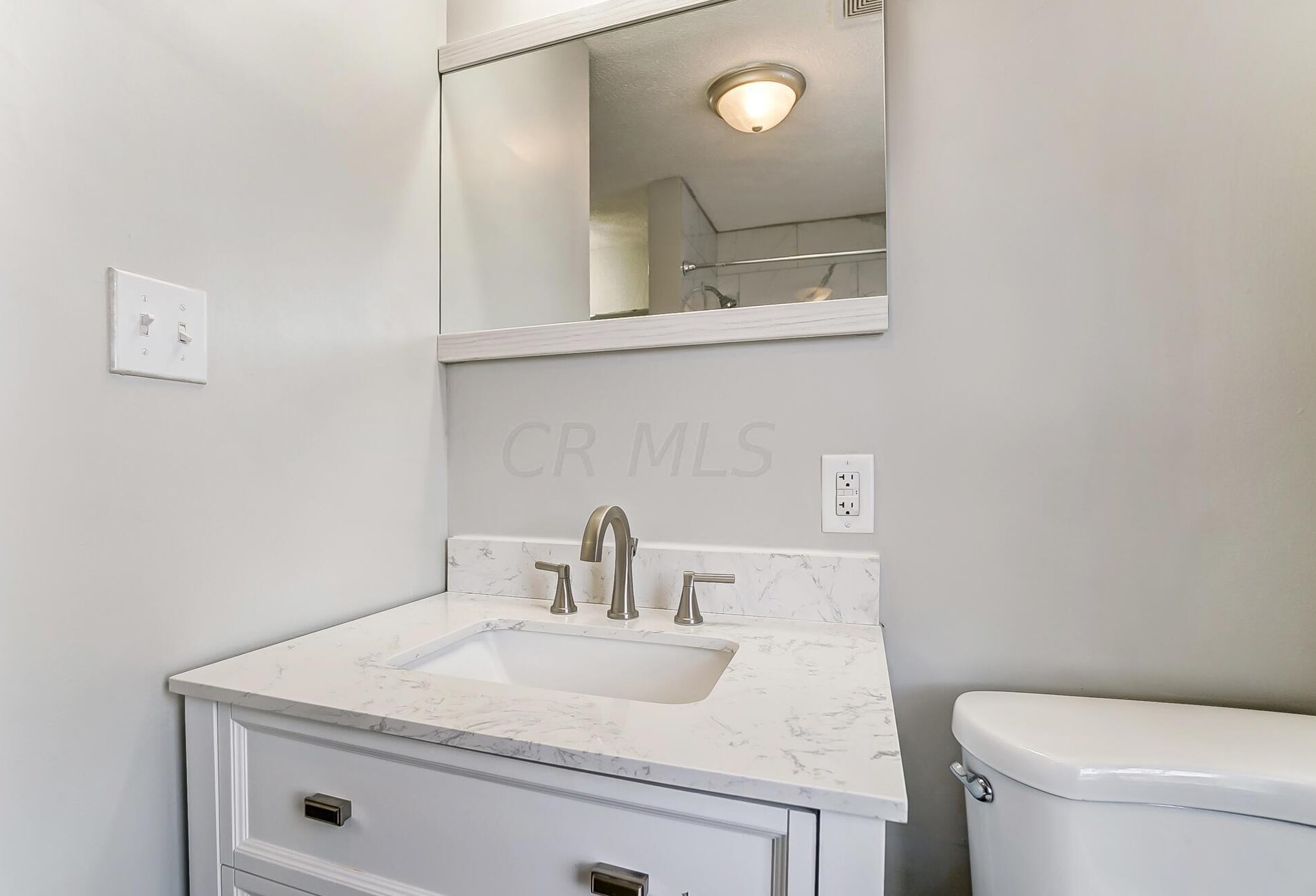 402 Richardson Ave, Columbus OH 43204-3472 exterior