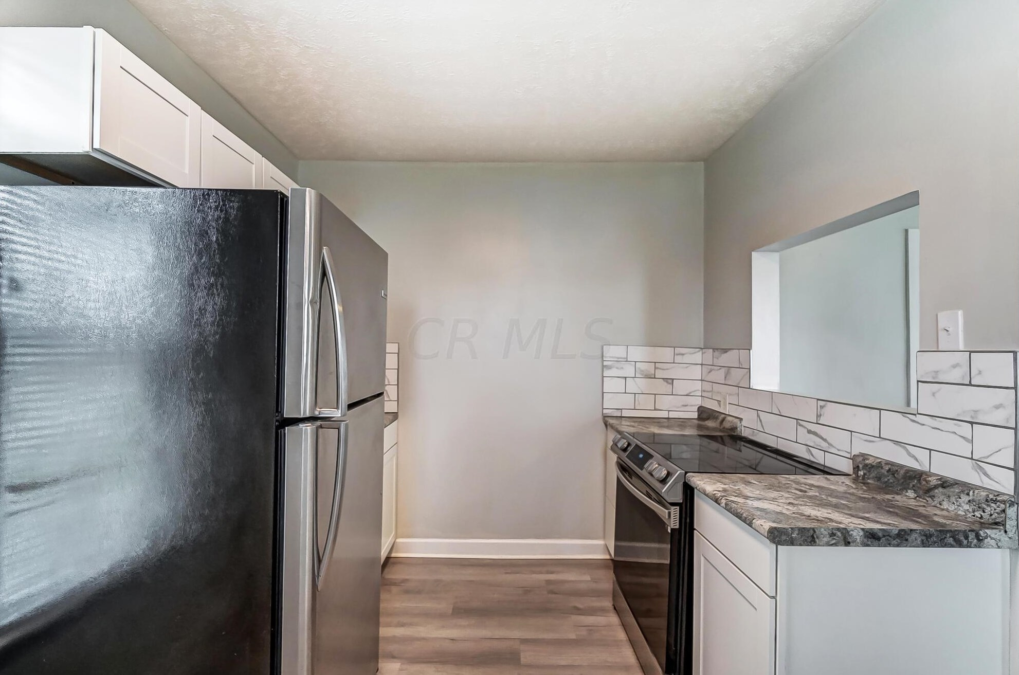 402 Richardson Ave, Columbus OH 43204-3472 exterior