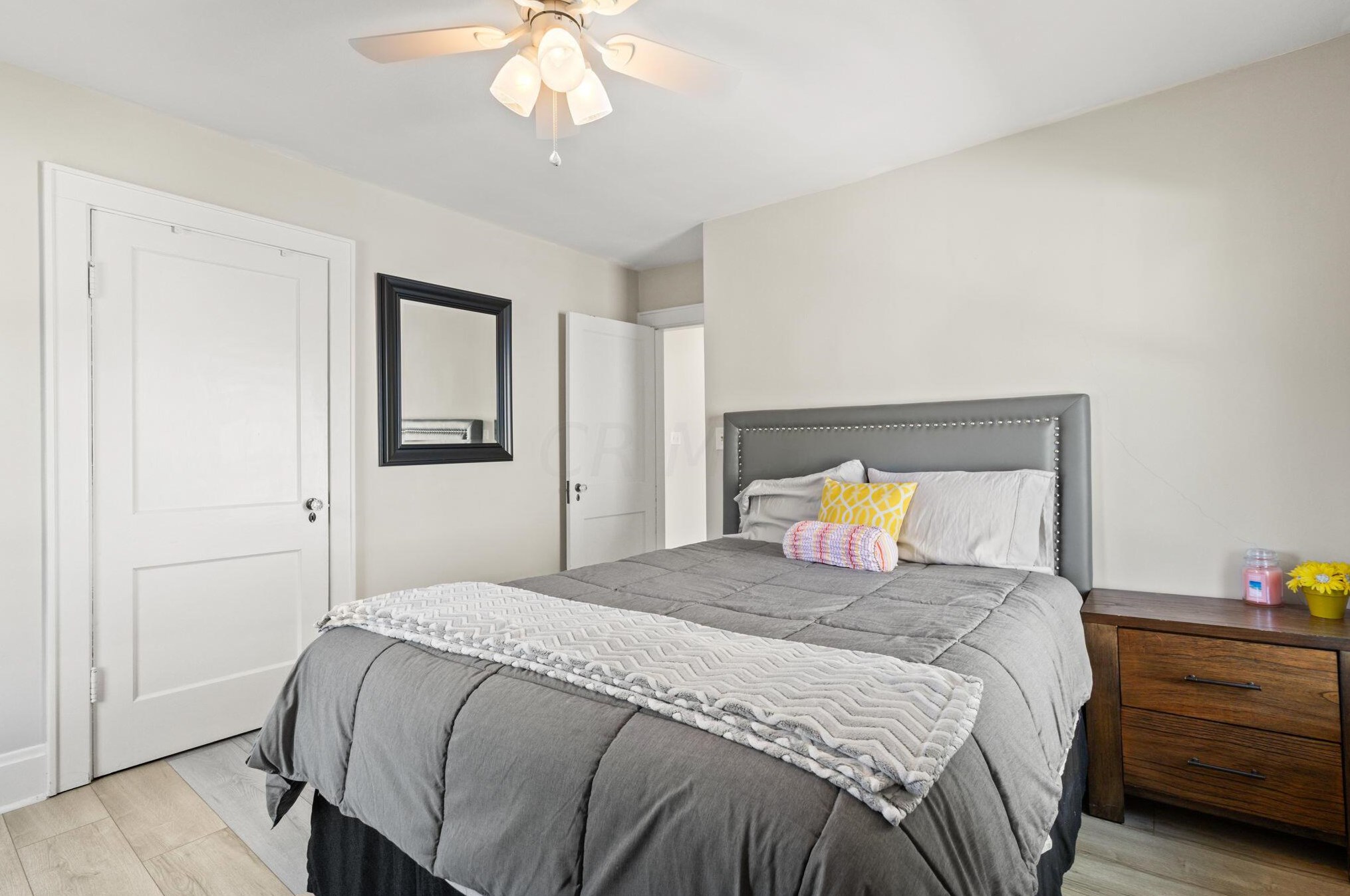 210 Tibet Rd, Columbus OH  43202-1438 exterior