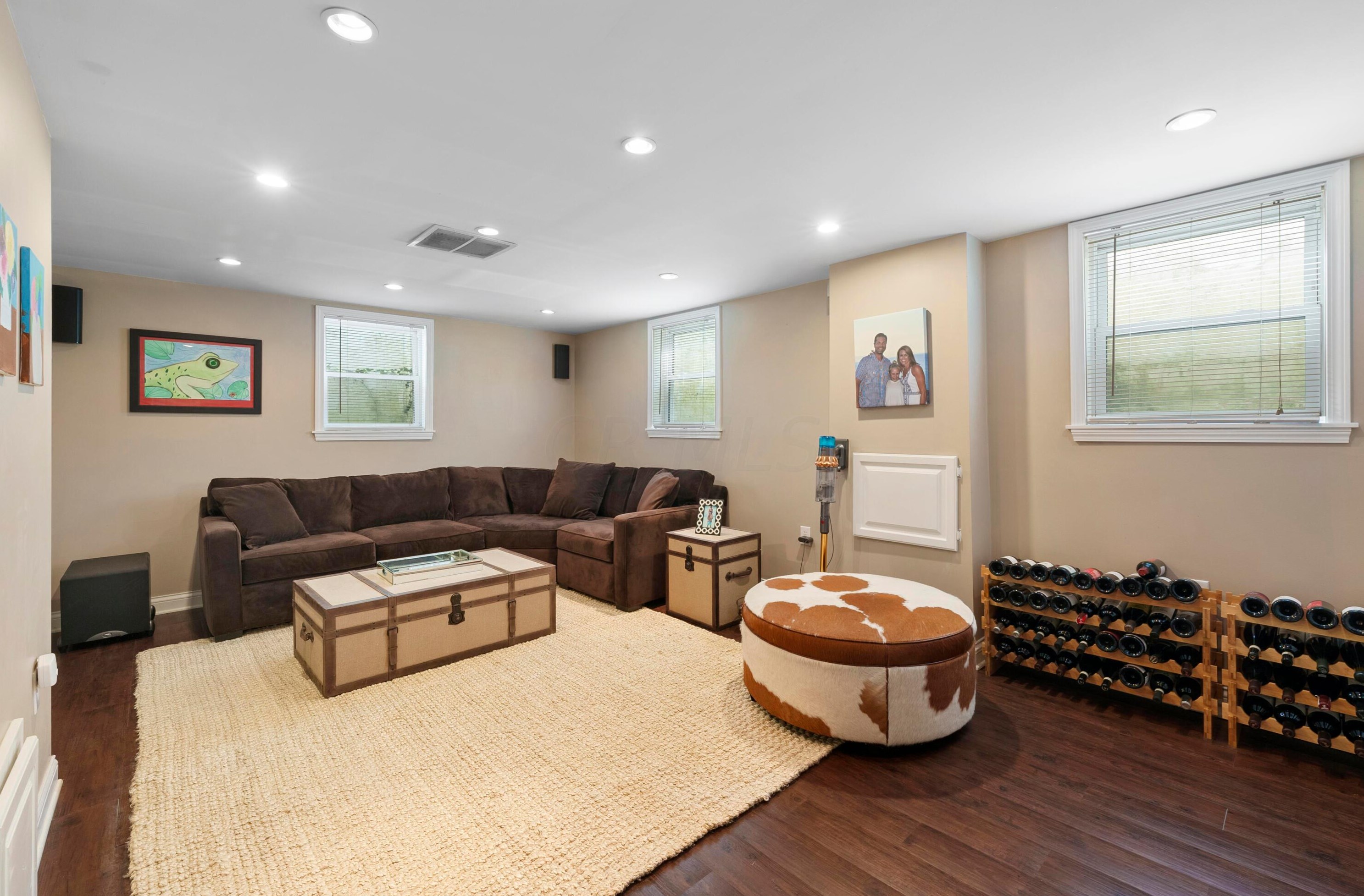 232 Stanwood Rd, Columbus OH 43209-1161 exterior