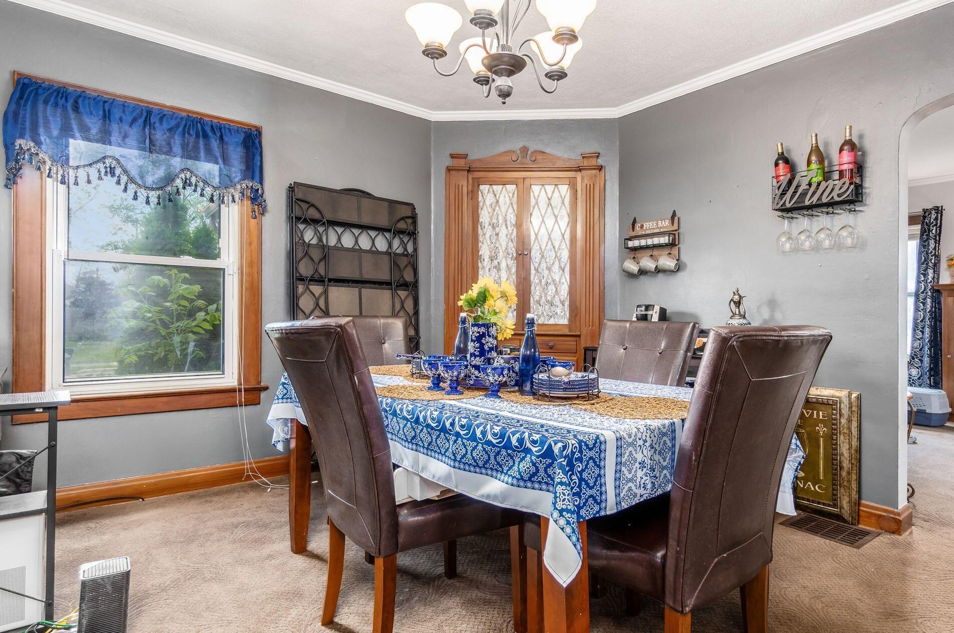 703 Wiltshire Rd, Columbus OH  43204-2339 exterior