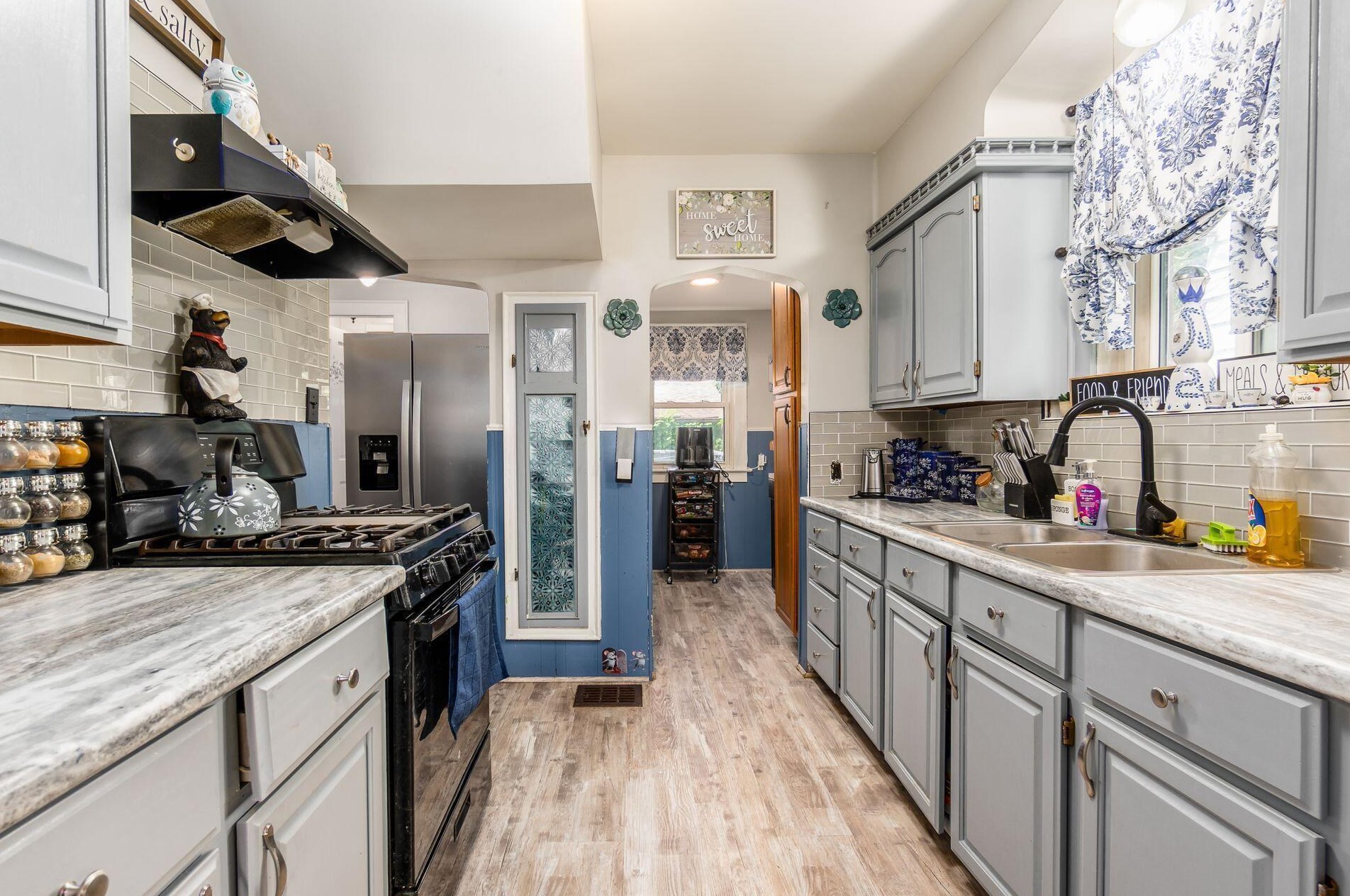 703 Wiltshire Rd, Columbus OH  43204-2339 exterior