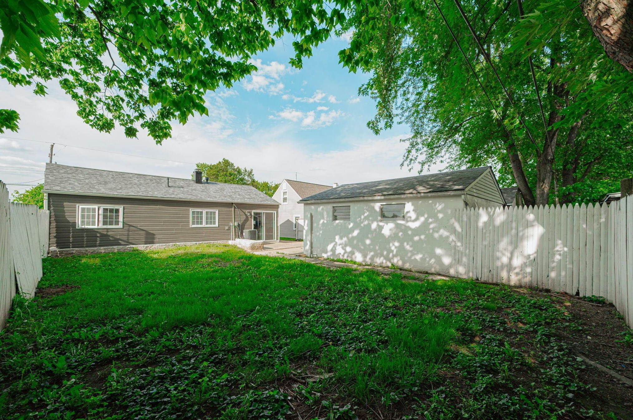 1789 Ransburg Ave, Columbus OH  43223-2519 exterior