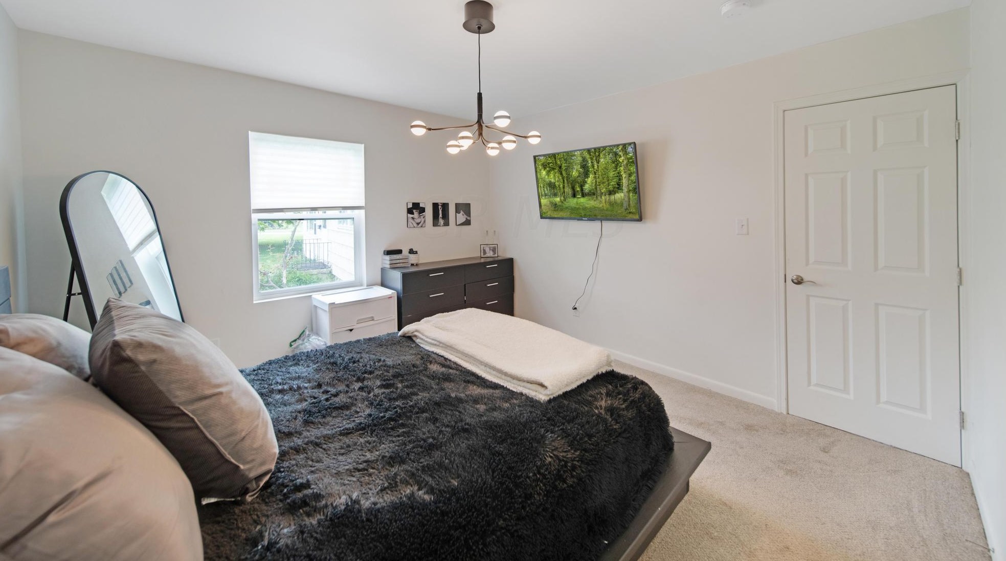 745 Kingsbury Pl, Columbus OH  43209-2659 exterior