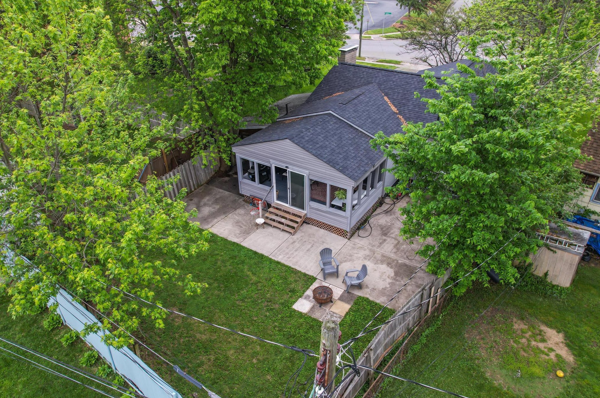 745 Kingsbury Pl, Columbus OH  43209-2659 exterior