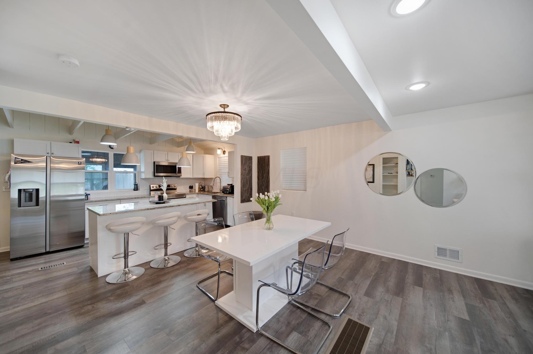 745 Kingsbury Pl, Columbus OH  43209-2659 exterior