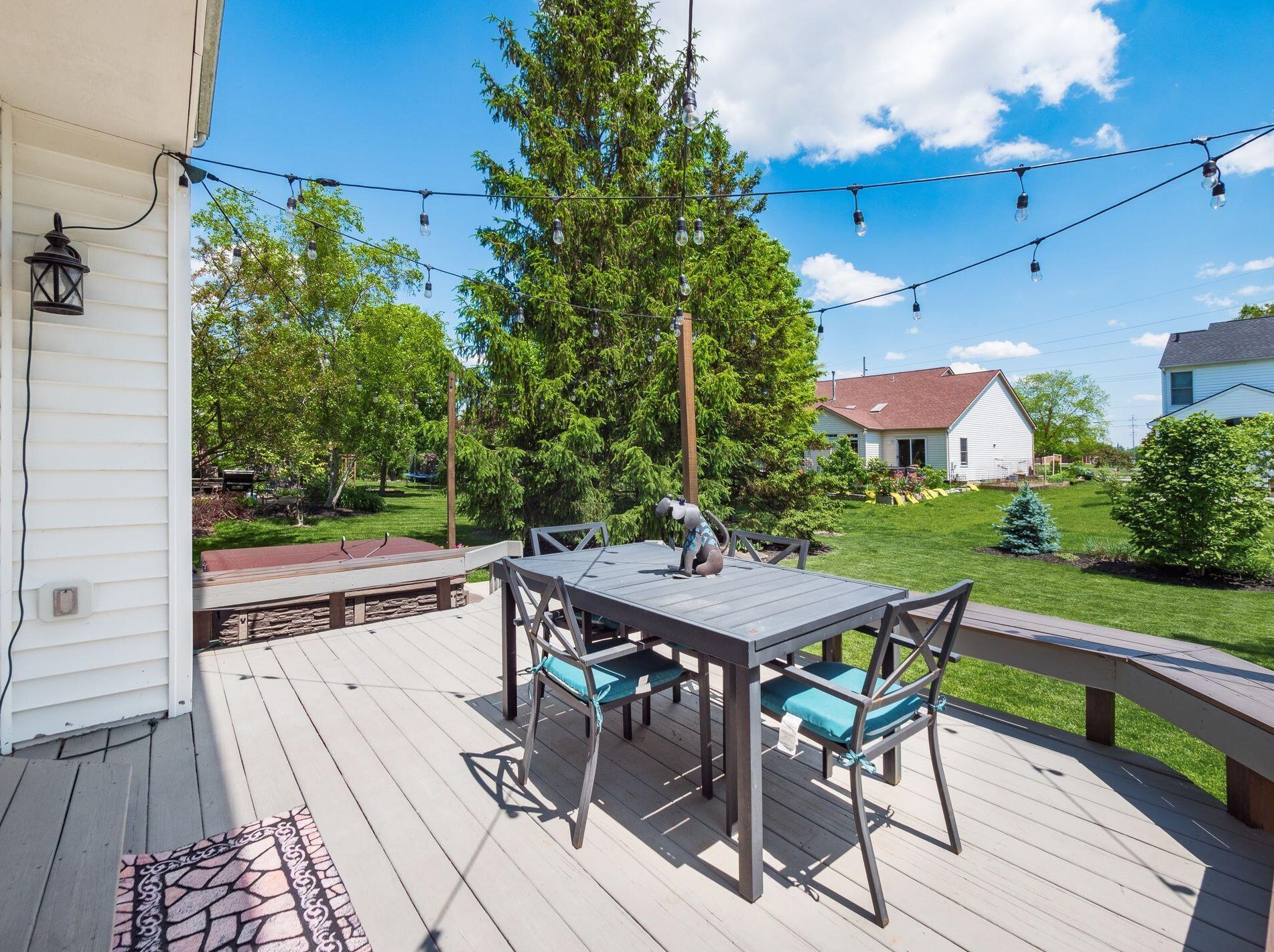 4062 Treebrook Dr, Hilliard OH  43026-7312 exterior