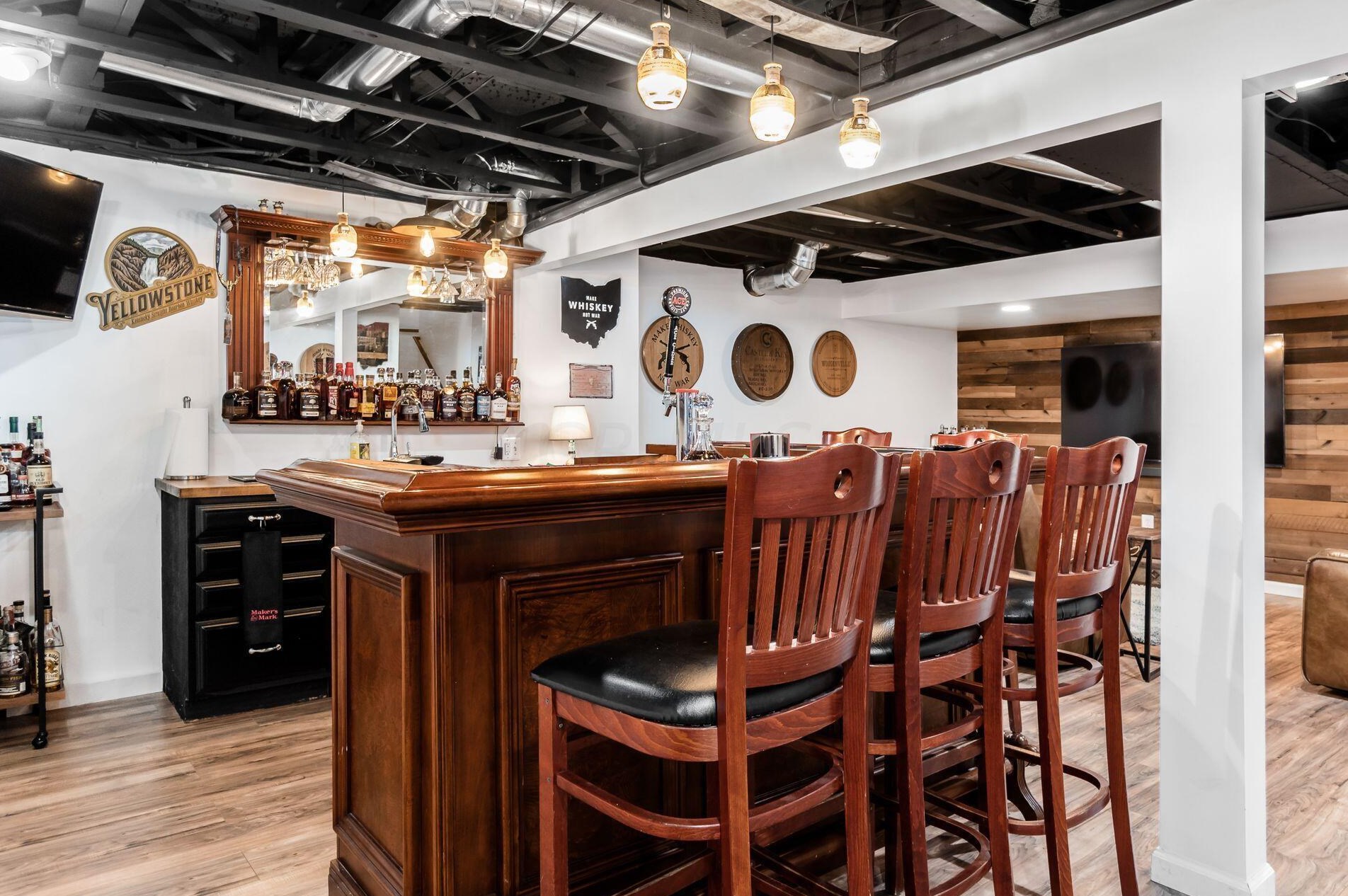 4062 Treebrook Dr, Hilliard OH  43026-7312 exterior