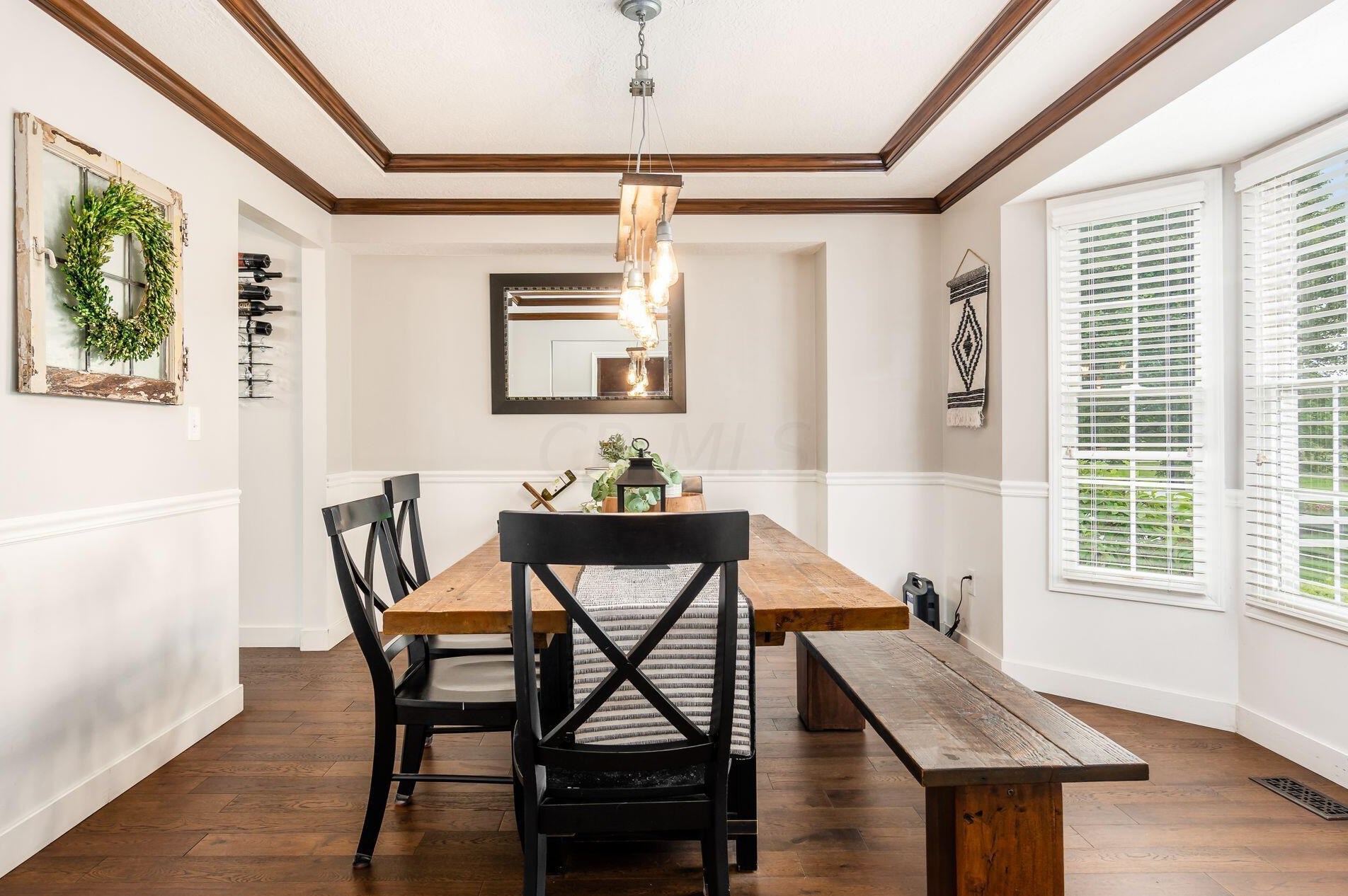 4062 Treebrook Dr, Hilliard OH  43026-7312 exterior