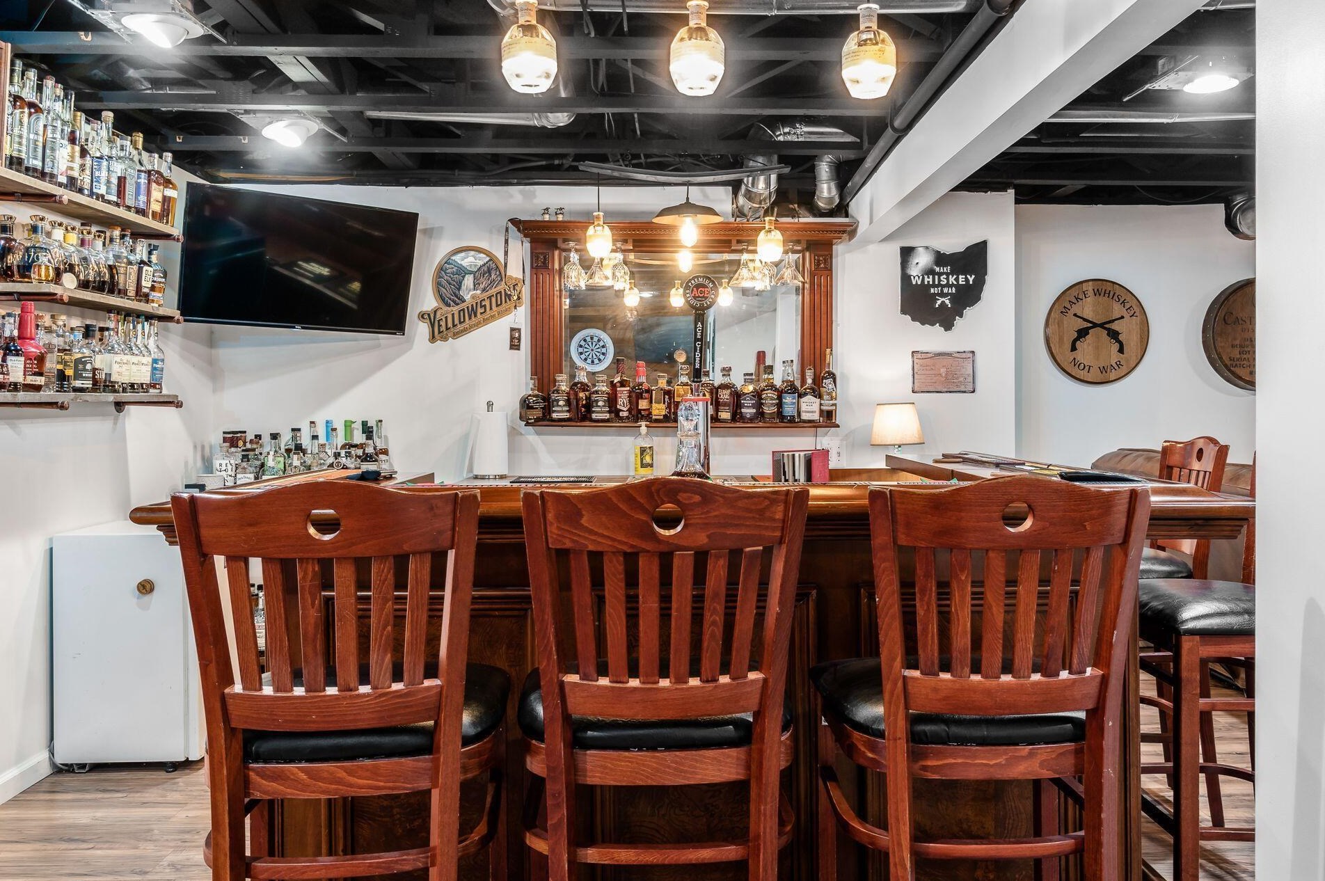 4062 Treebrook Dr, Hilliard OH  43026-7312 exterior