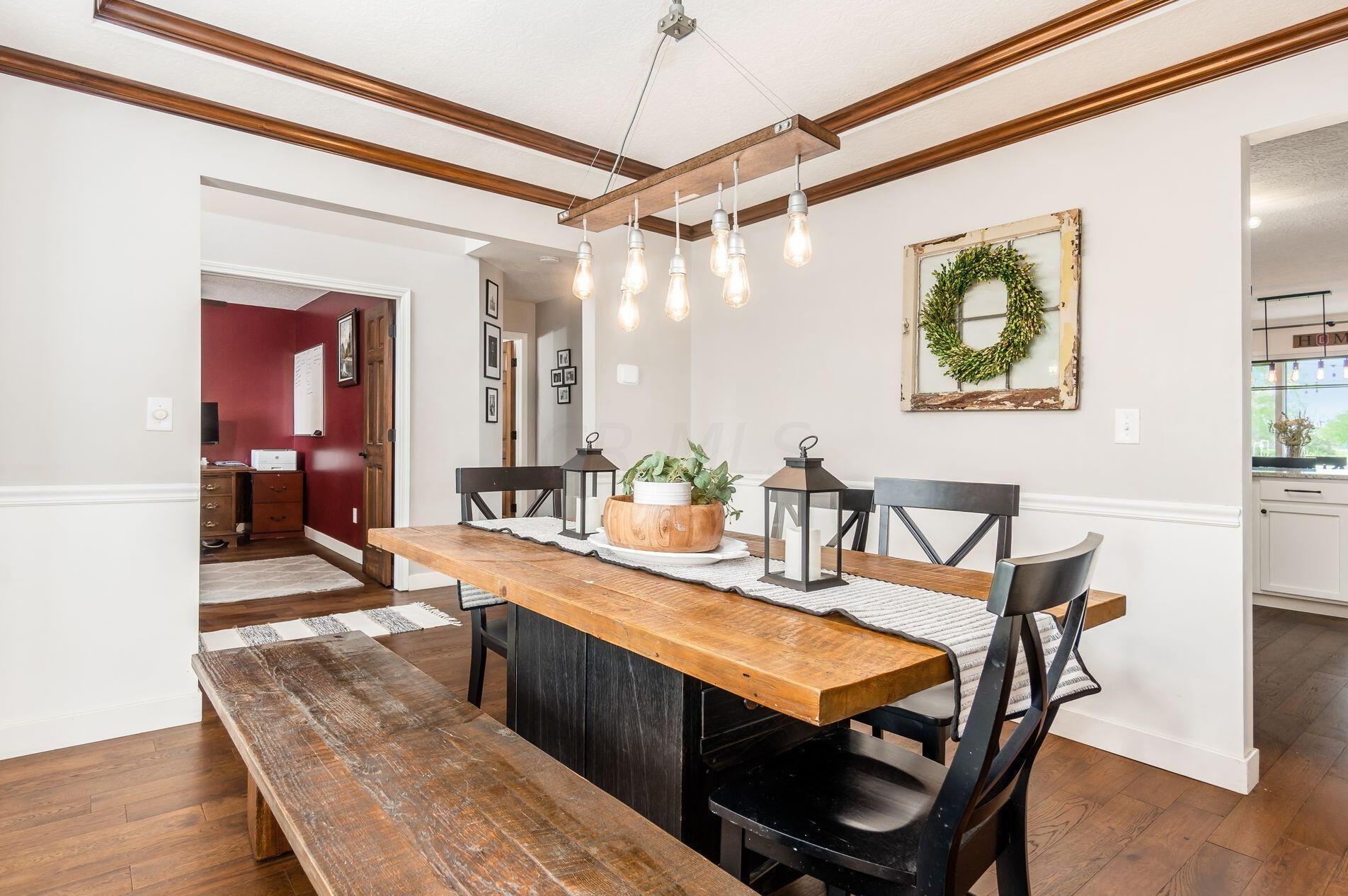 4062 Treebrook Dr, Hilliard OH  43026-7312 exterior