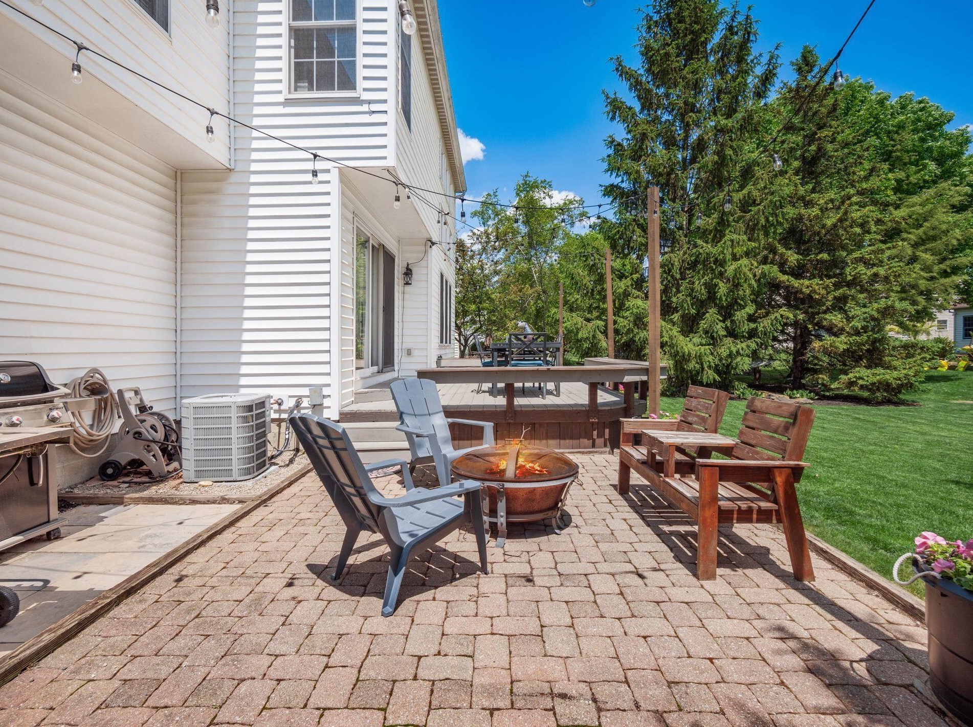 4062 Treebrook Dr, Hilliard OH  43026-7312 exterior