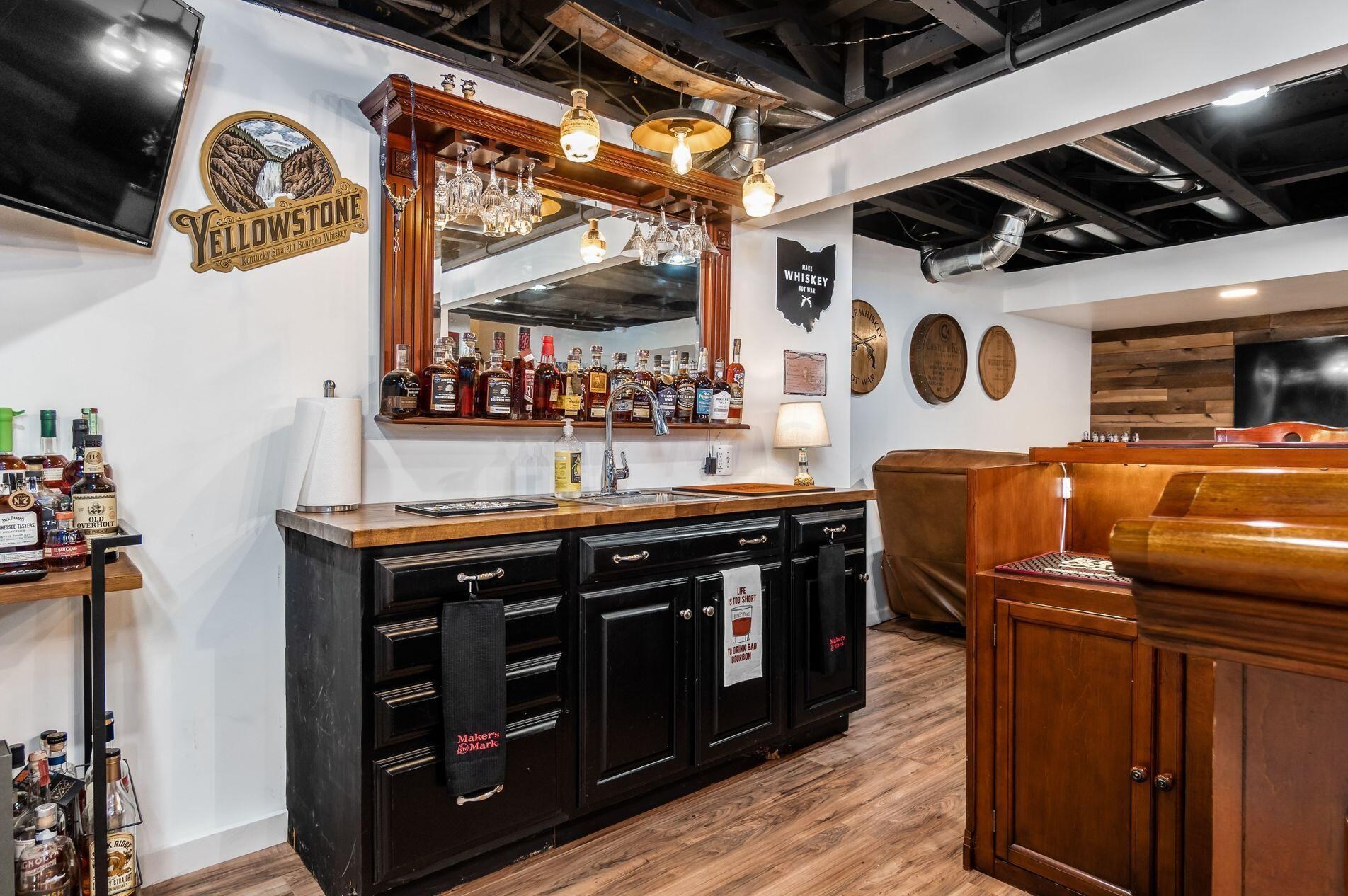 4062 Treebrook Dr, Hilliard OH  43026-7312 exterior