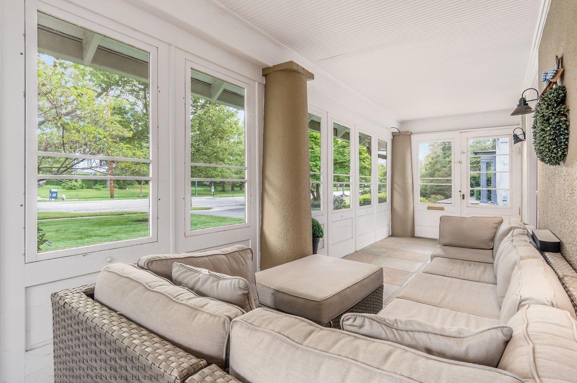 373 Drexel Ave, Columbus OH 43209-1046 exterior