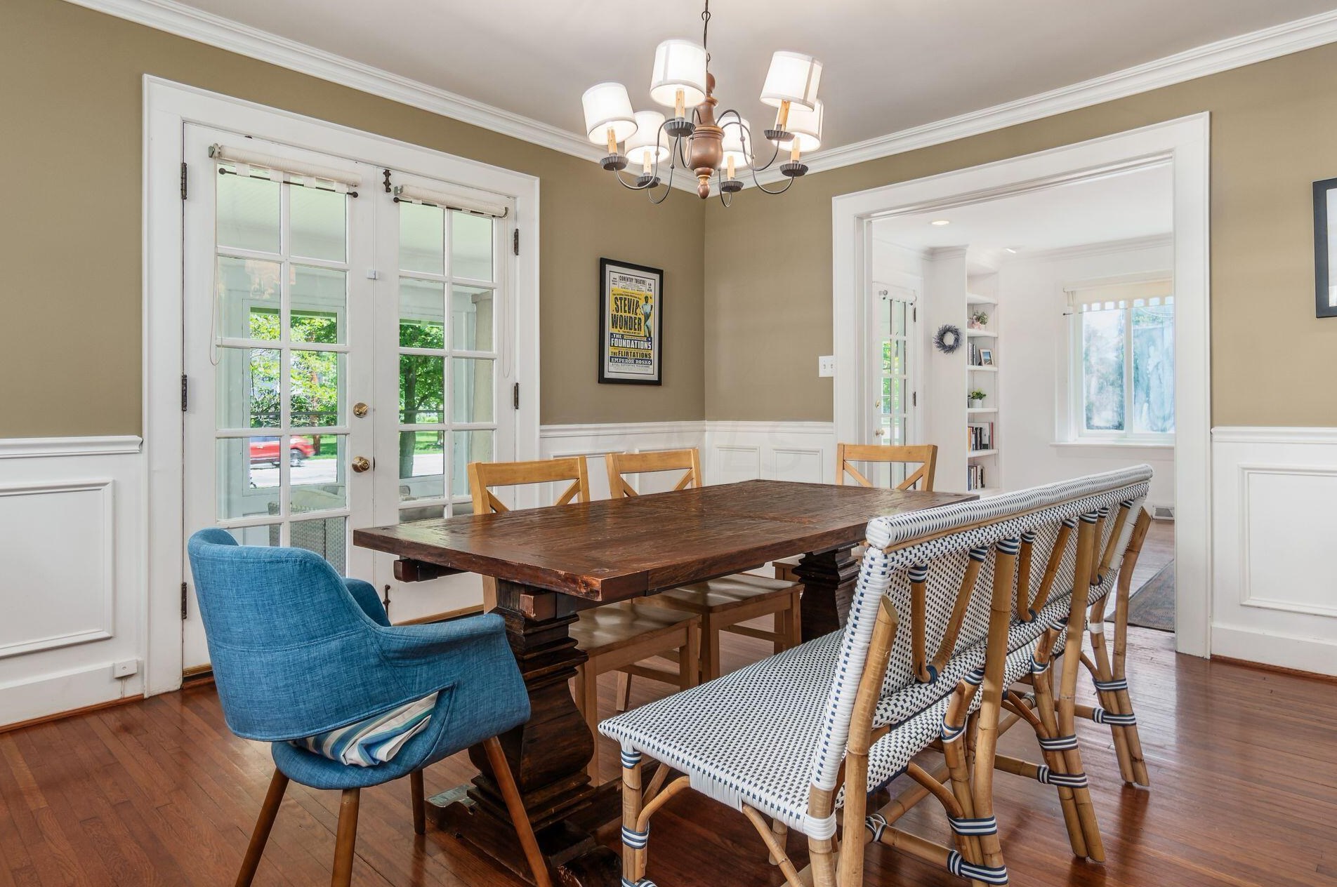 373 Drexel Ave, Columbus OH 43209-1046 exterior