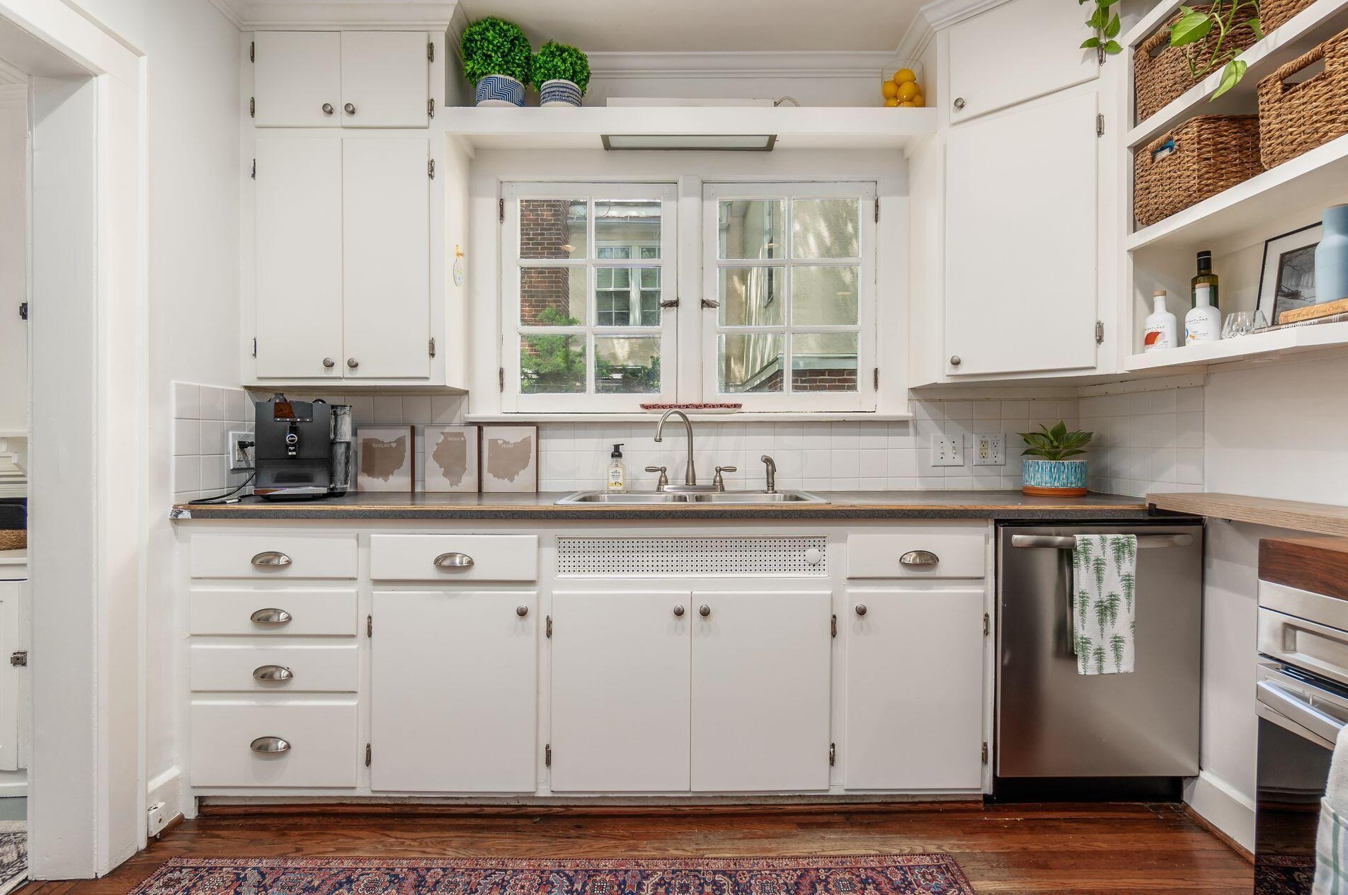 373 Drexel Ave, Columbus OH 43209-1046 exterior