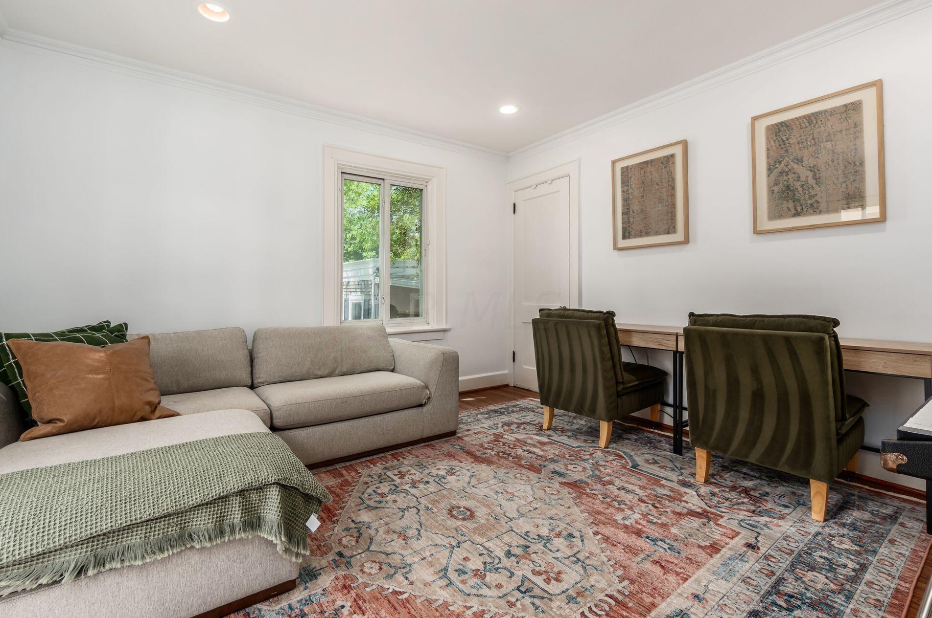 373 Drexel Ave, Columbus OH 43209-1046 exterior