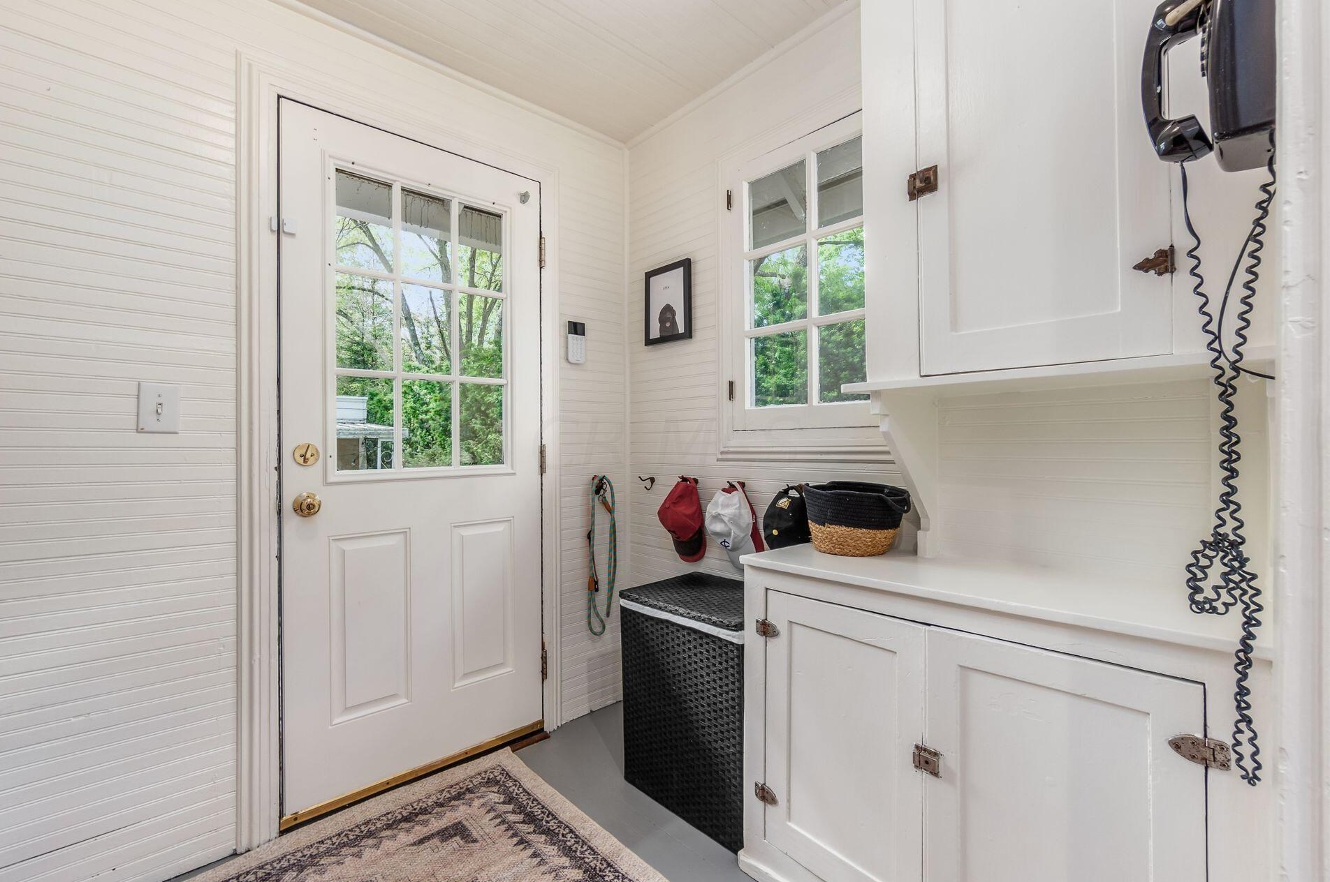 373 Drexel Ave, Columbus OH 43209-1046 exterior