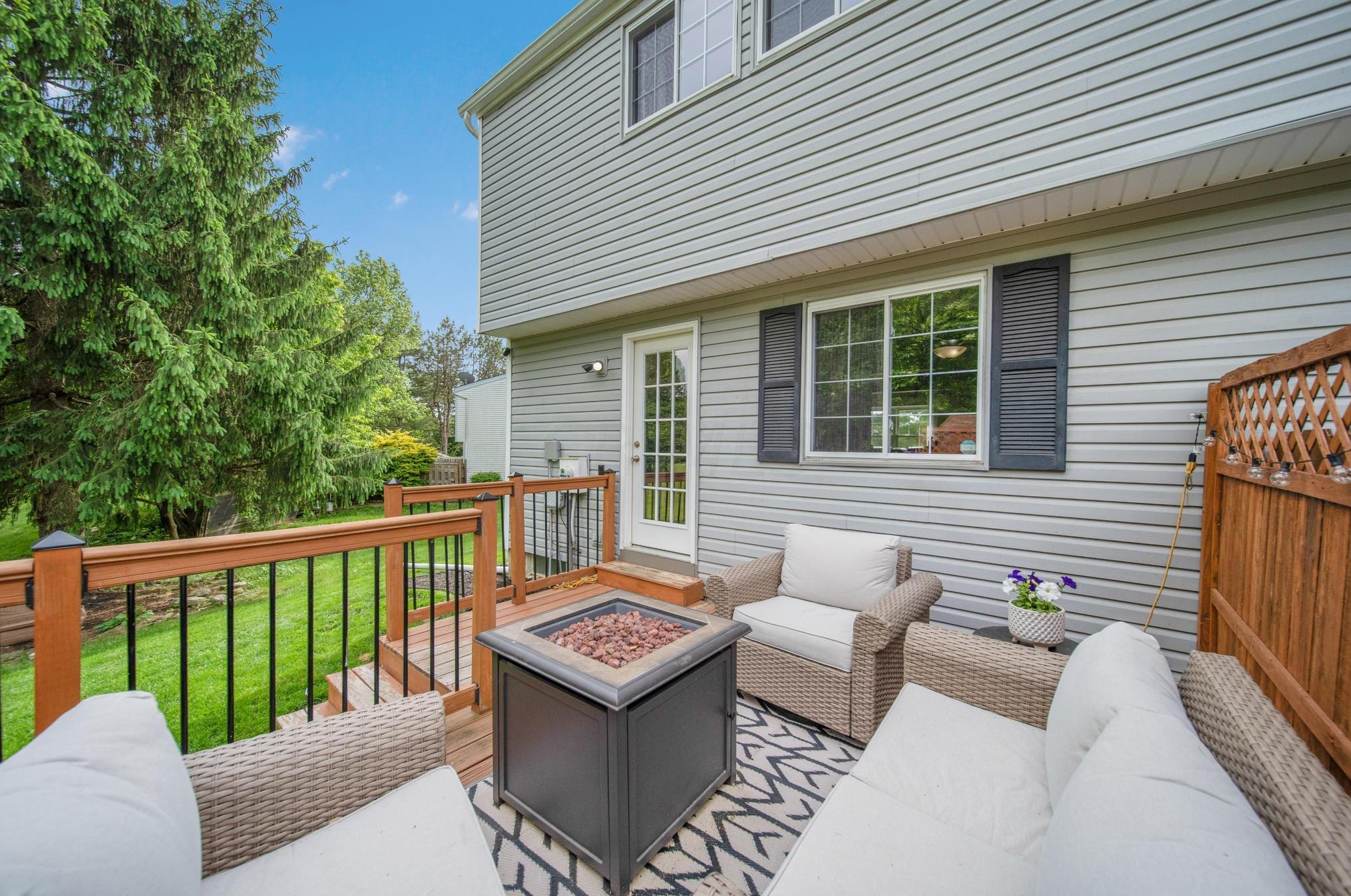 2955 Talbrock Cir, Dublin OH  43017-1775 exterior