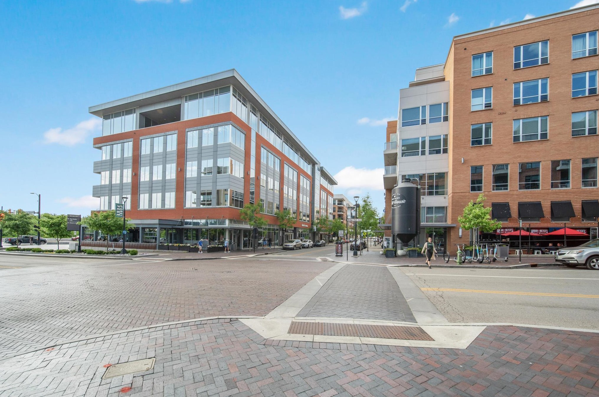 2955 Talbrock Cir, Dublin OH  43017-1775 exterior