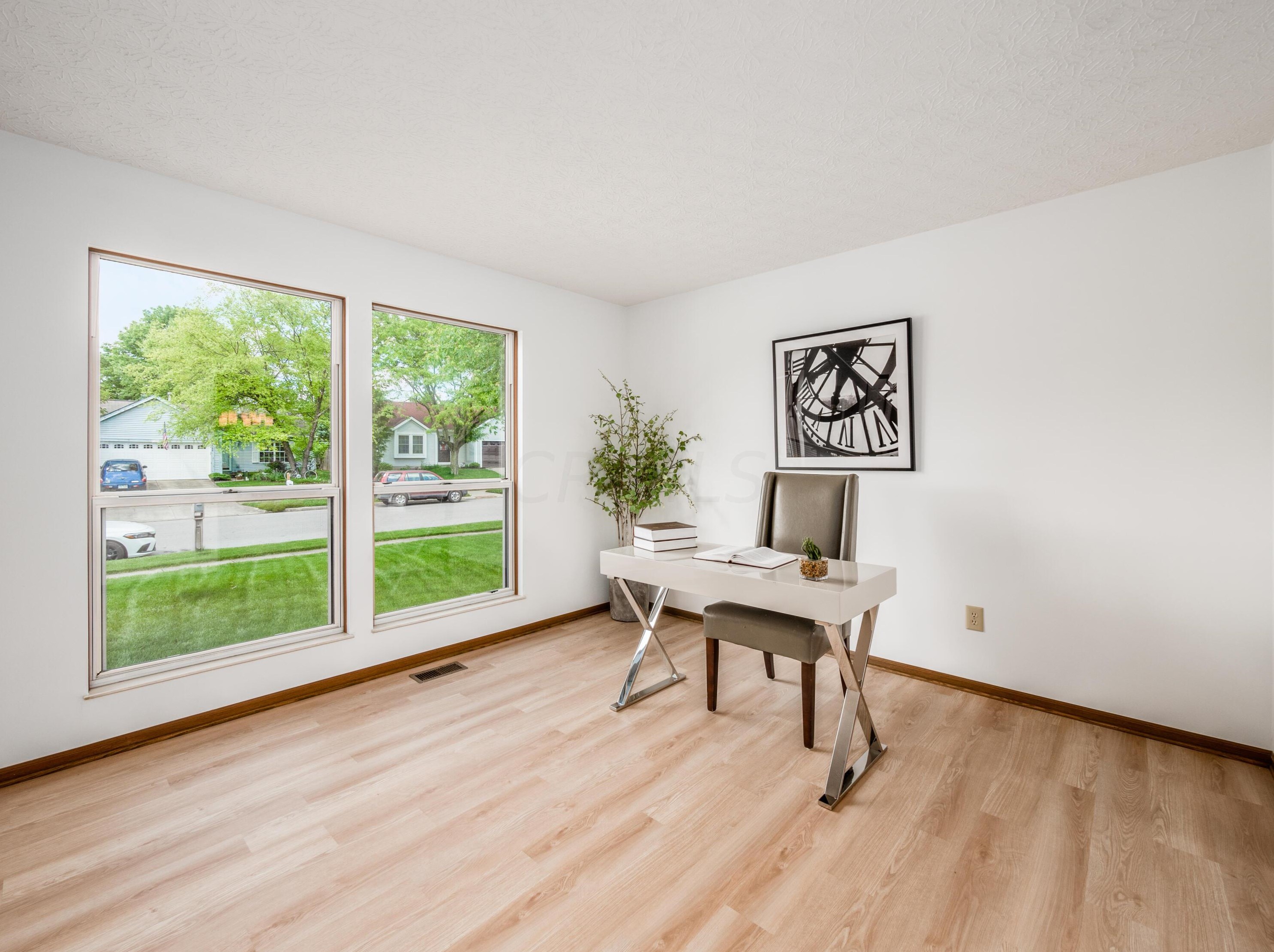 7385 Harbour Town Dr, Pickerington OH  43147-8646 exterior