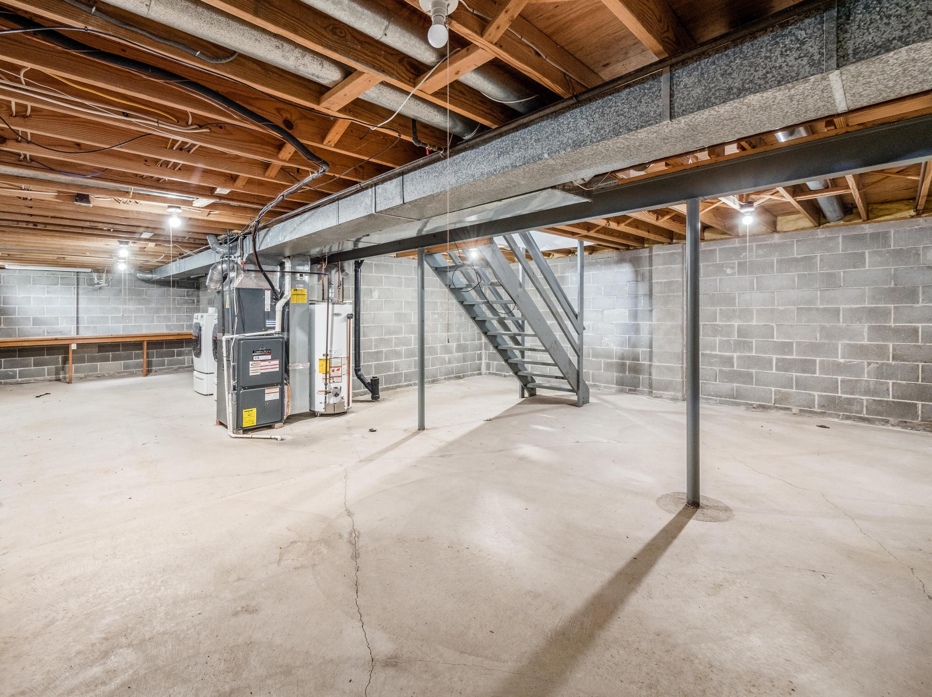 7385 Harbour Town Dr, Pickerington OH  43147-8646 exterior