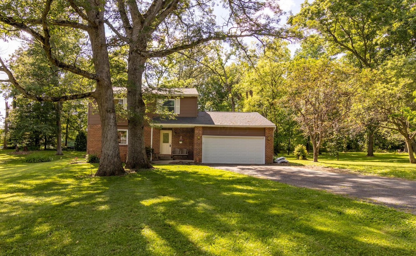 433 Wooster Way, Lancaster OH 43130-9236 exterior