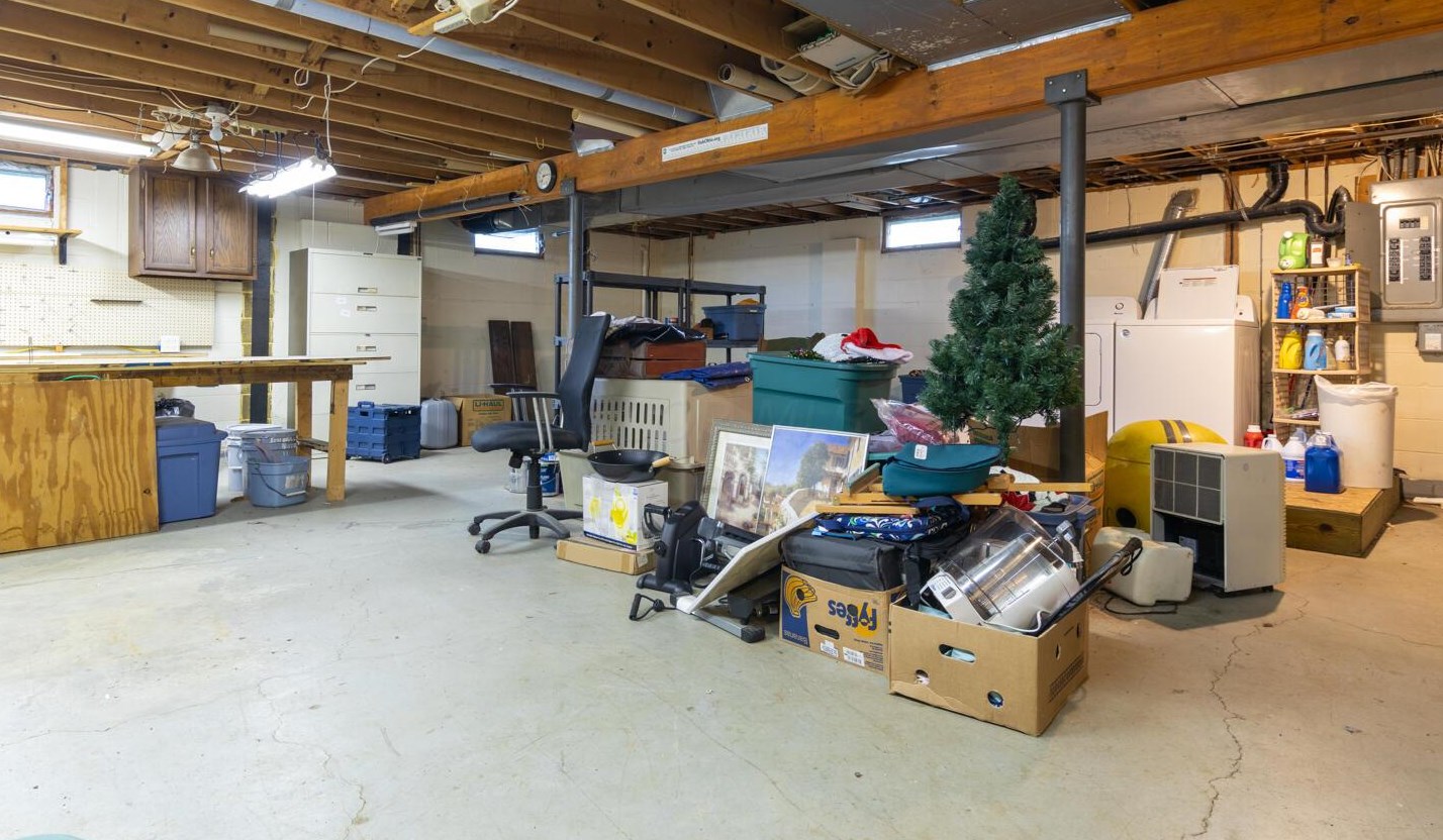 433 Wooster Way, Lancaster OH 43130-9236 exterior