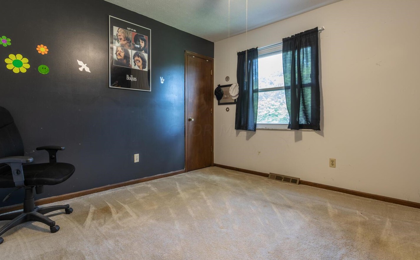 433 Wooster Way, Lancaster OH 43130-9236 exterior