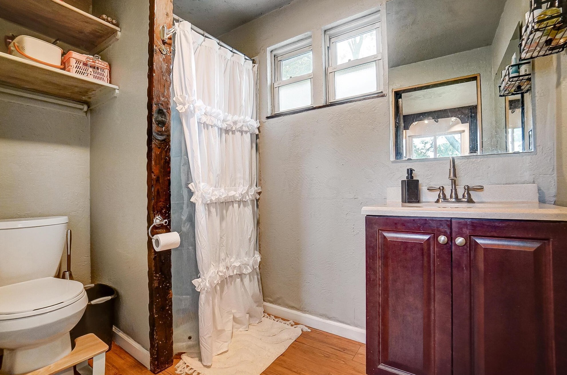 999 Hart Rd, Columbus OH  43223-3864 exterior