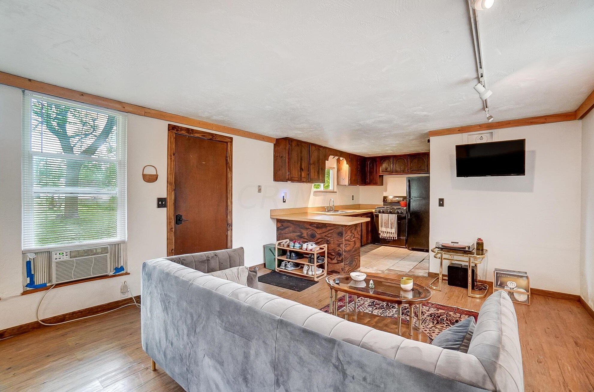 999 Hart Rd, Columbus OH  43223-3864 exterior