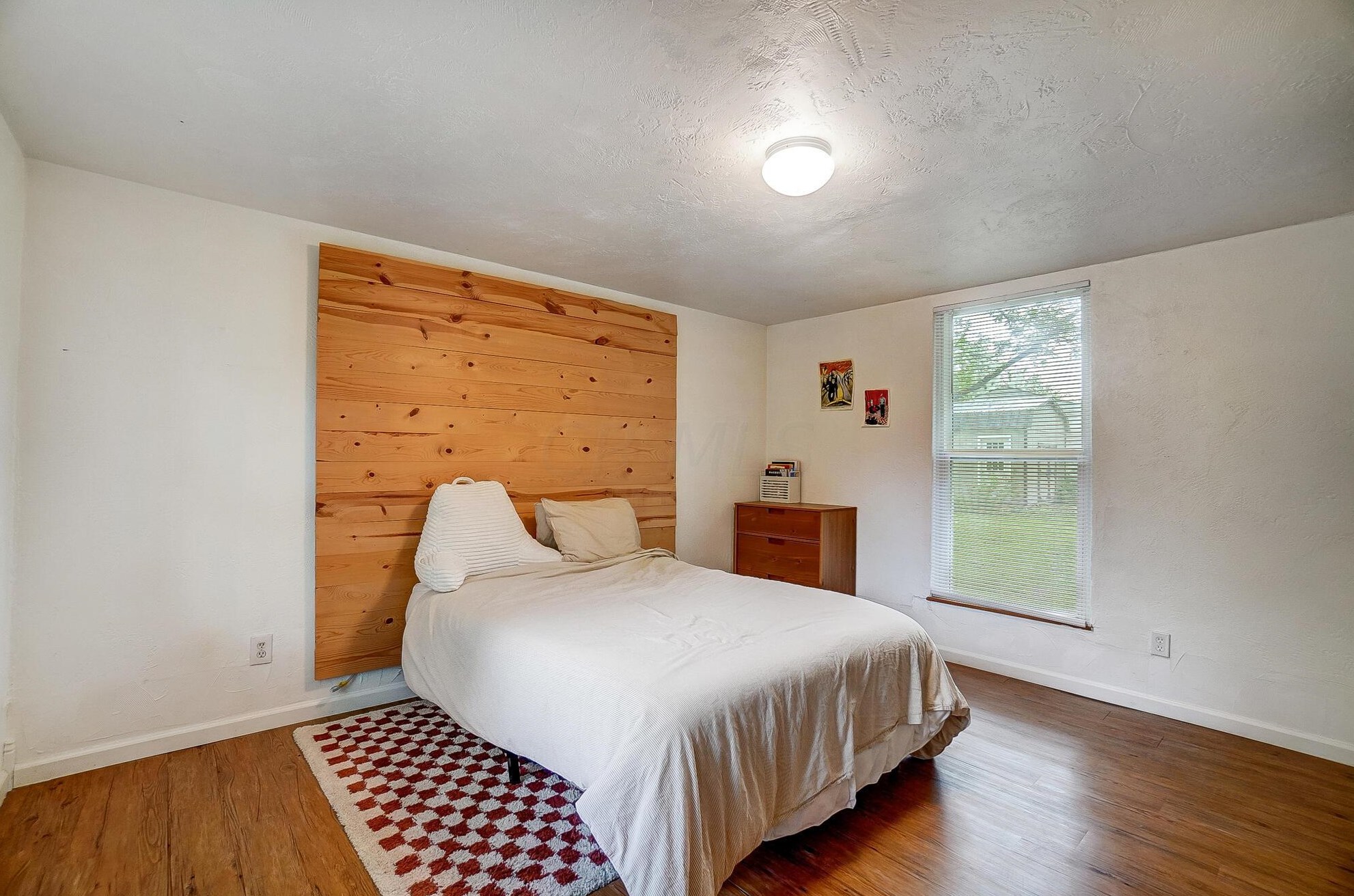 999 Hart Rd, Columbus OH  43223-3864 exterior