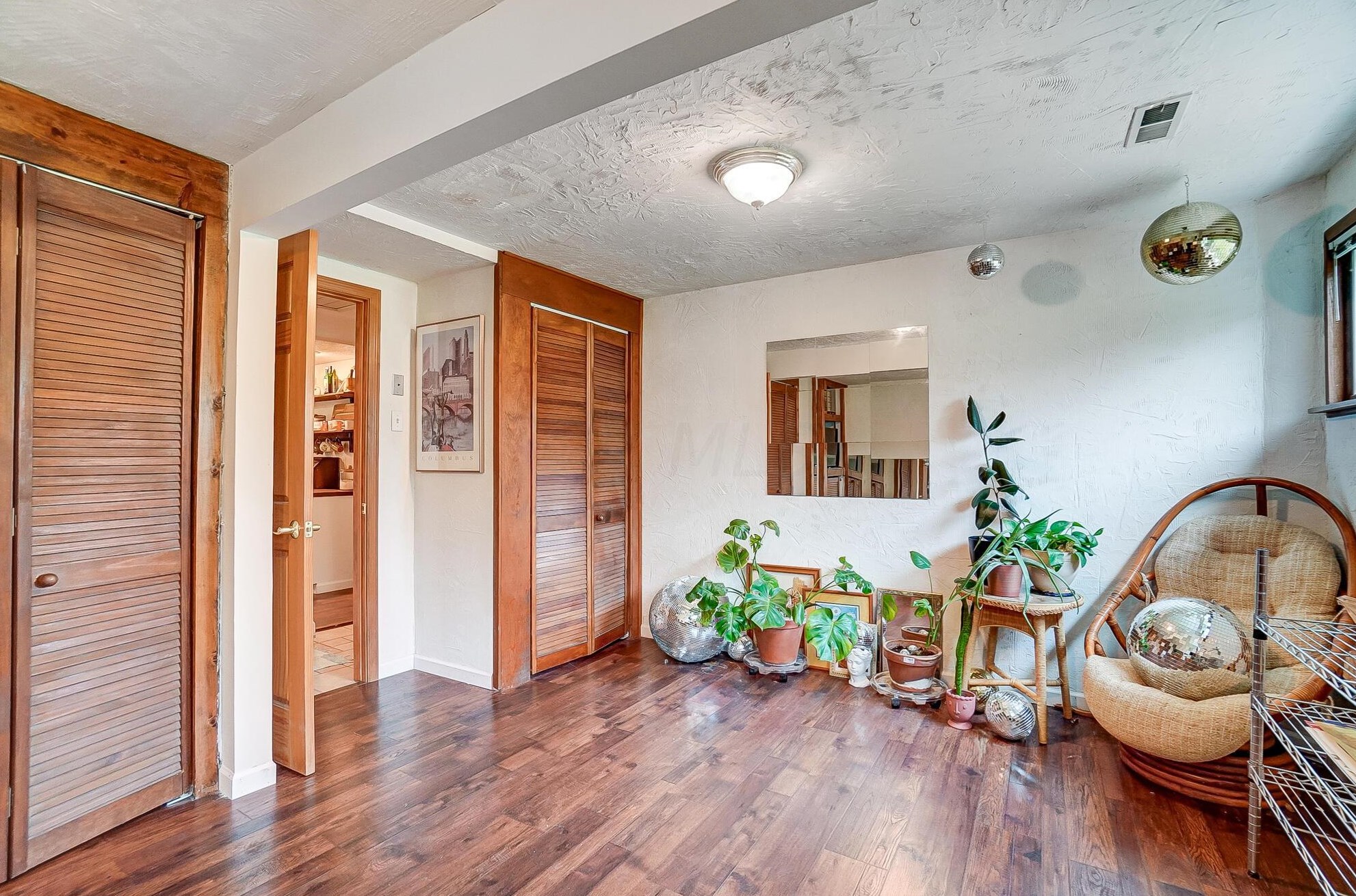 999 Hart Rd, Columbus OH  43223-3864 exterior