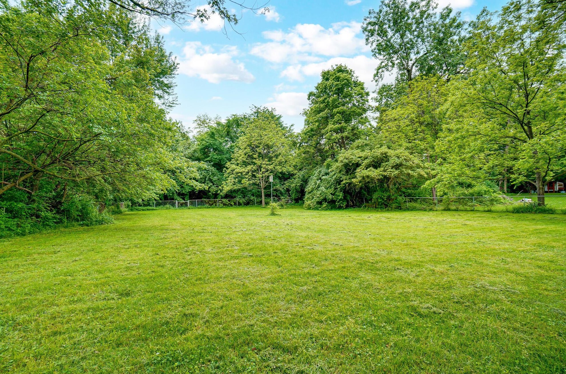 999 Hart Rd, Columbus OH  43223-3864 exterior