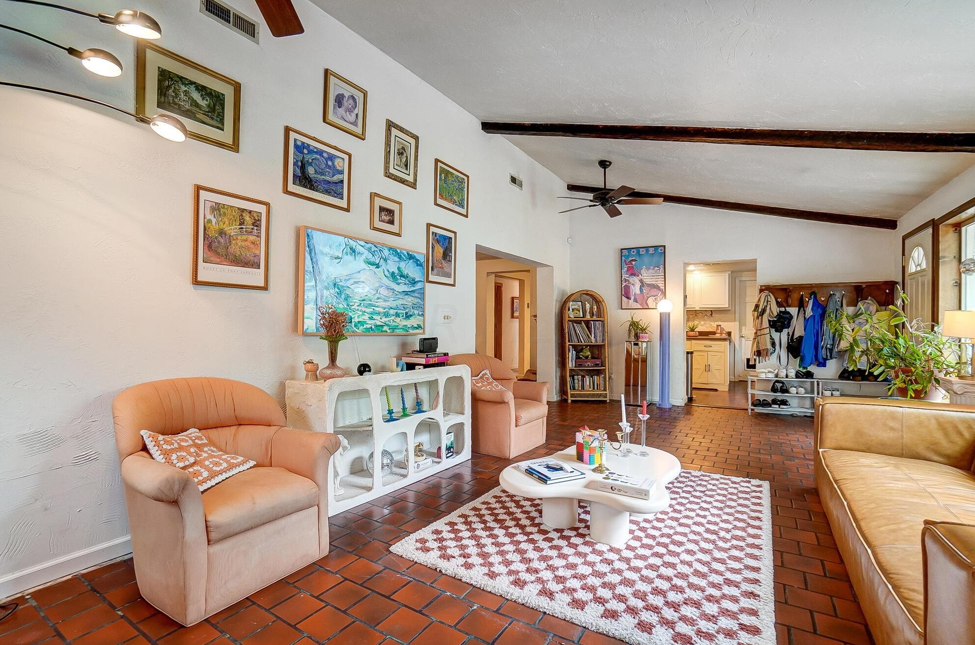 999 Hart Rd, Columbus OH  43223-3864 exterior