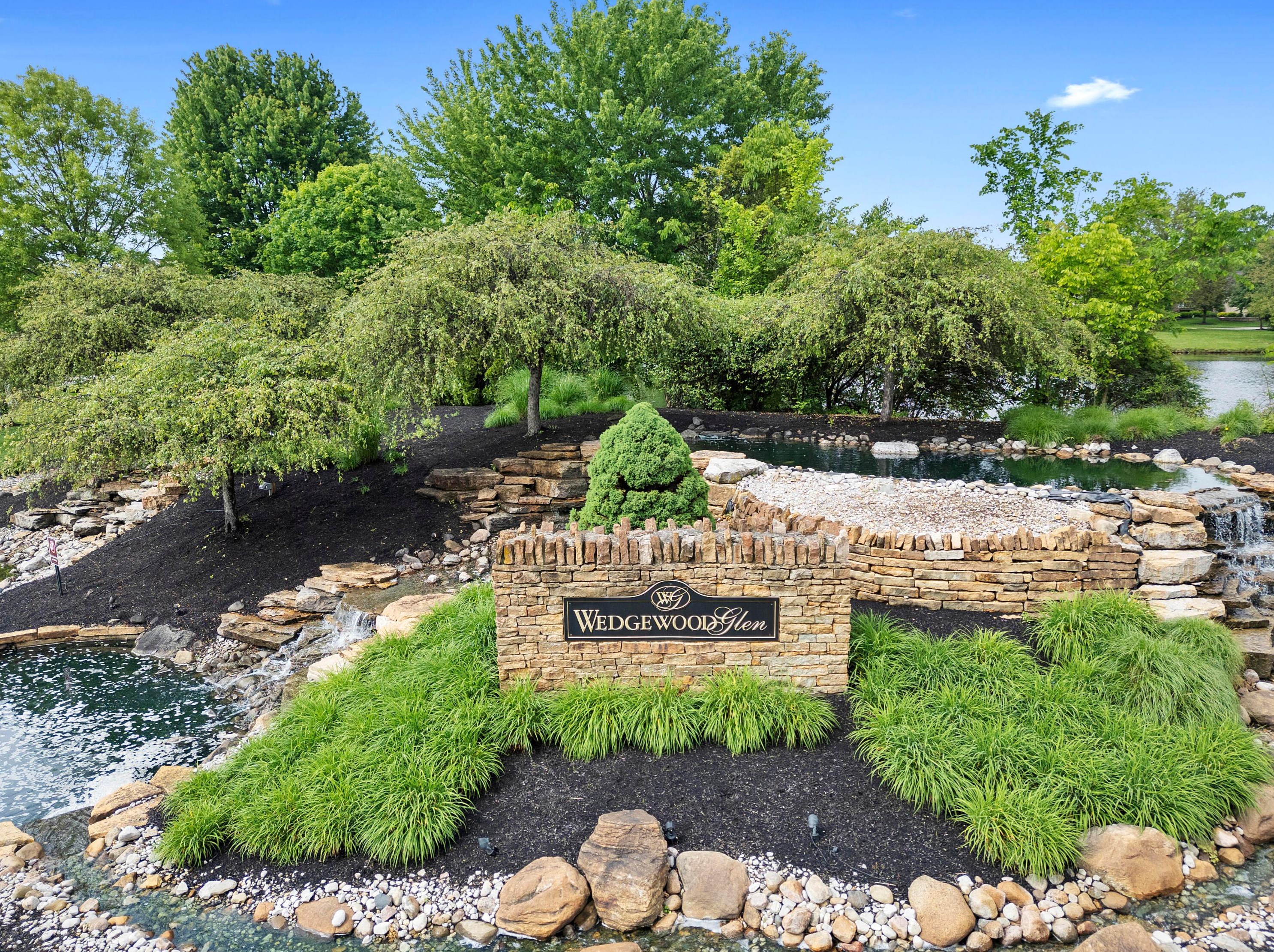 8127 Conine Dr, Dublin OH  exterior