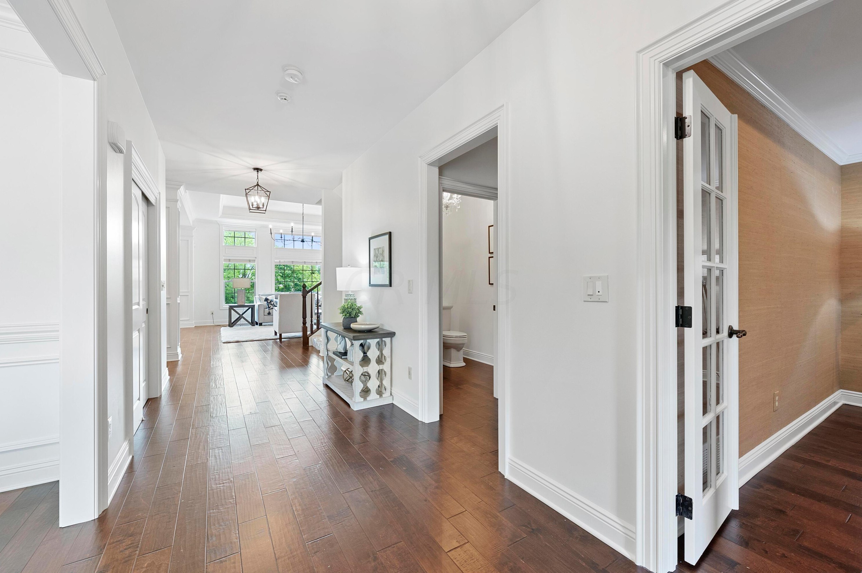 8127 Conine Dr, Dublin OH  exterior