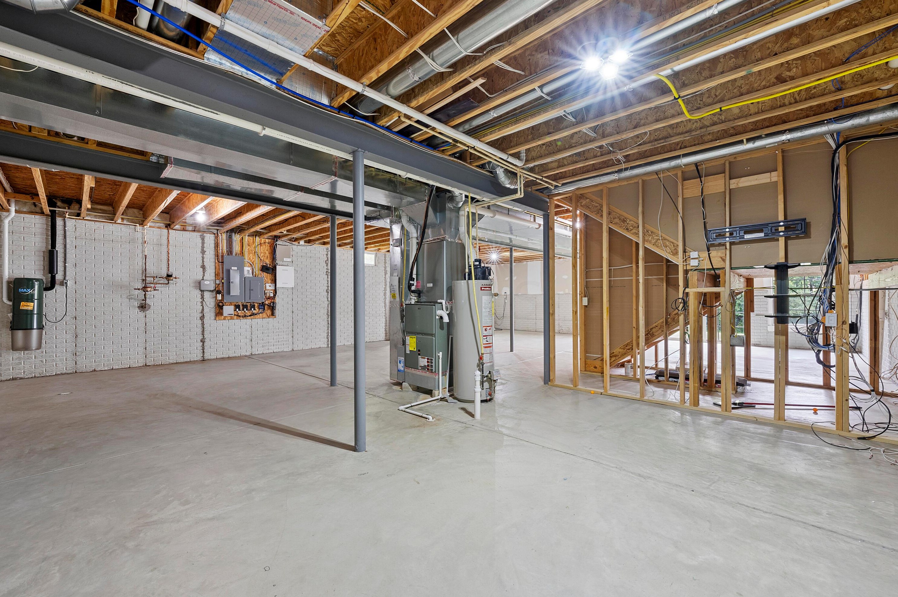 8127 Conine Dr, Dublin OH  exterior