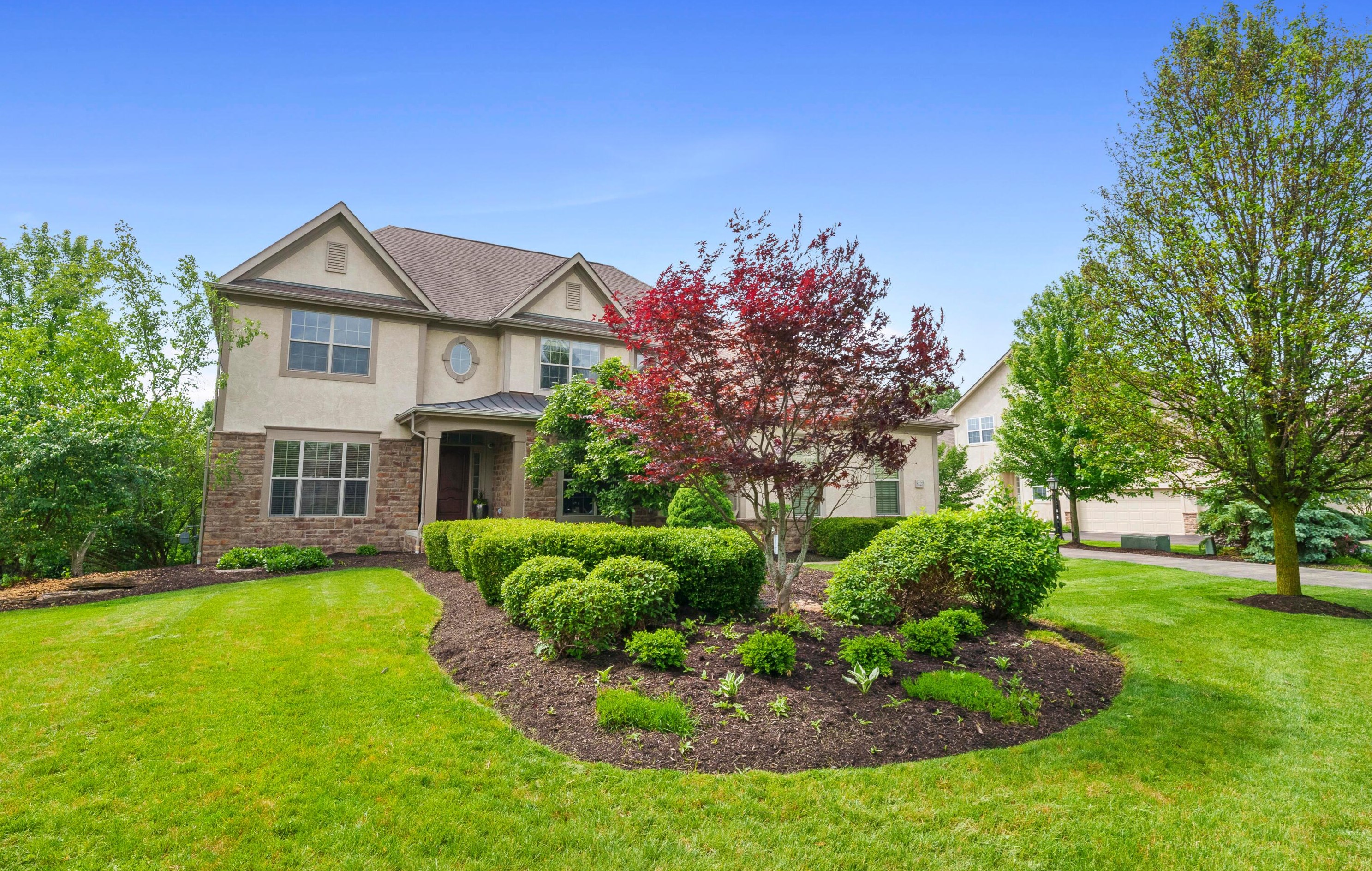 8127 Conine Dr, Dublin OH  exterior