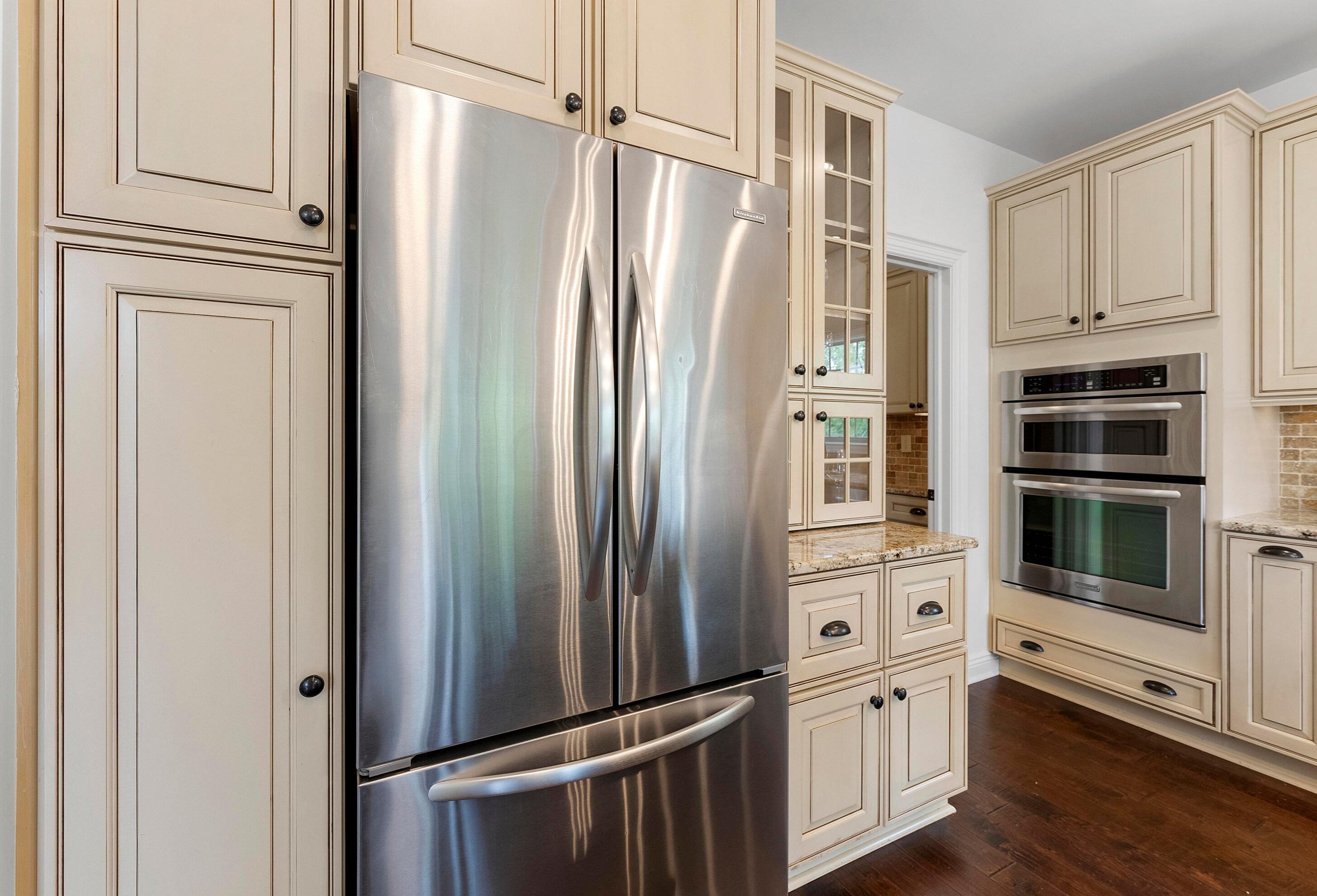 8127 Conine Dr, Dublin OH  exterior