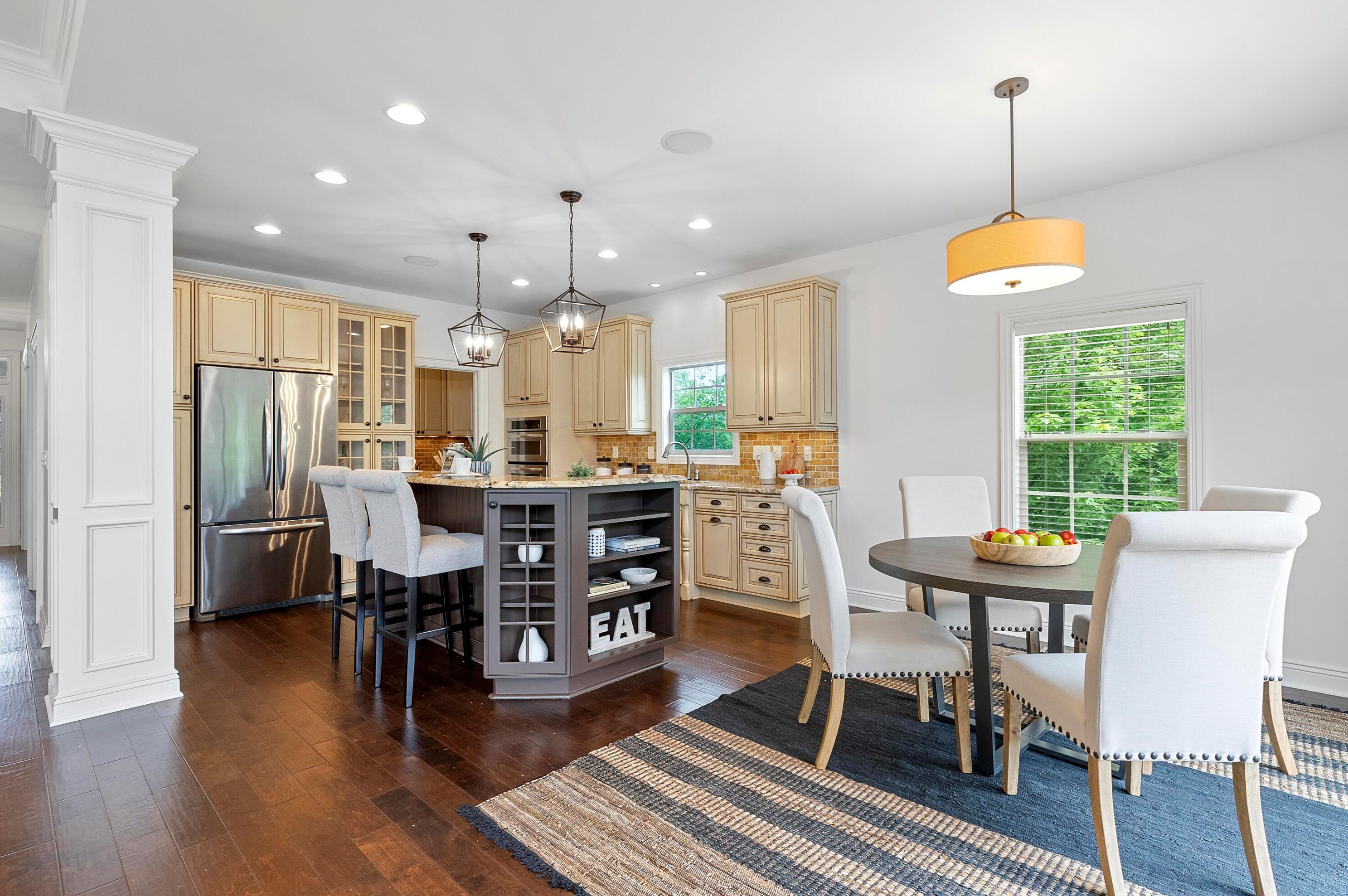 8127 Conine Dr, Dublin OH  exterior