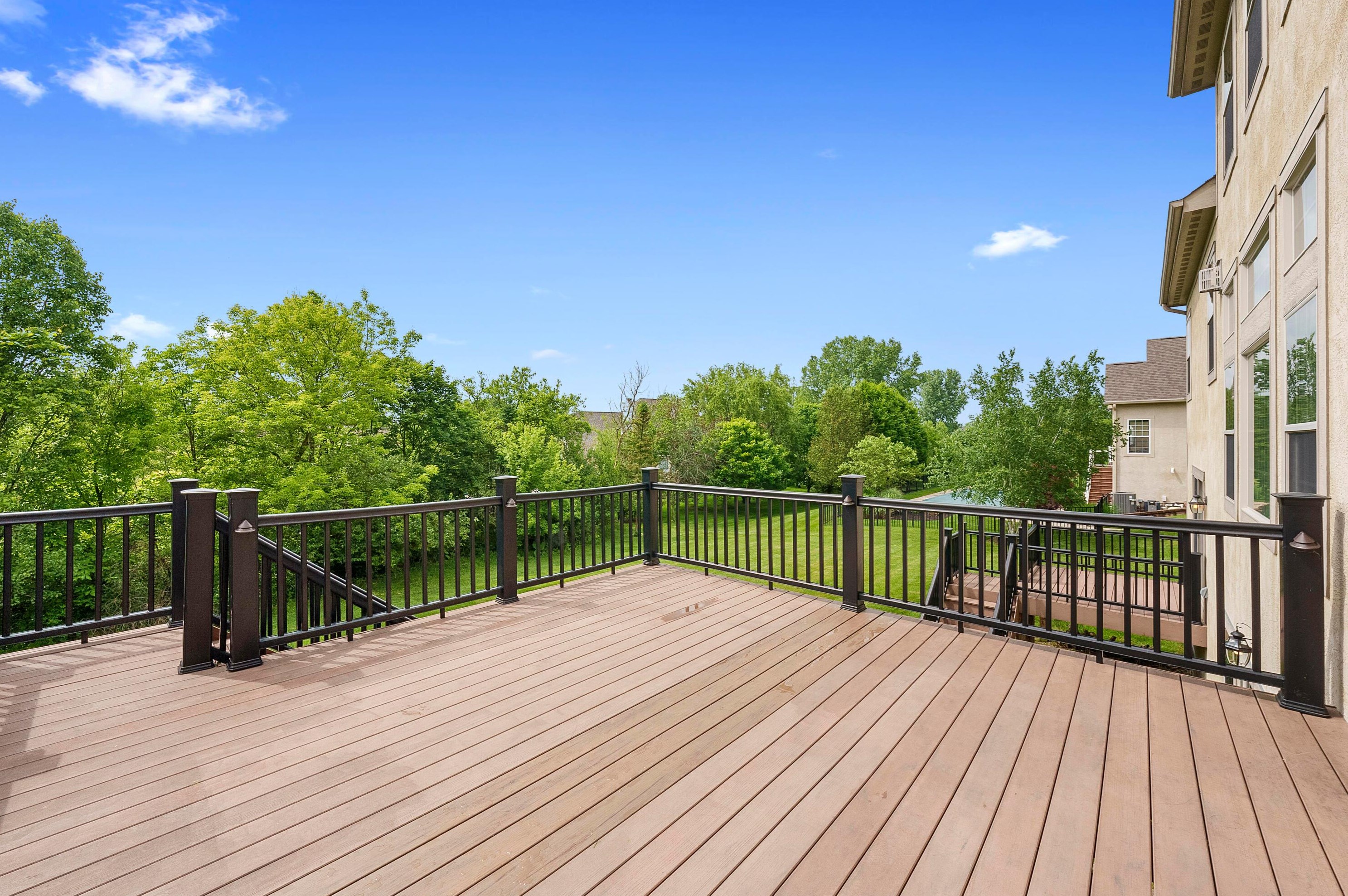 8127 Conine Dr, Dublin OH  exterior