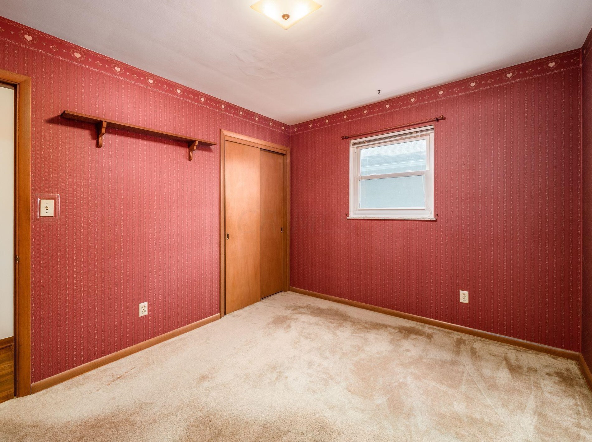 171 Maple Dr, Columbus OH 43228-1110 exterior