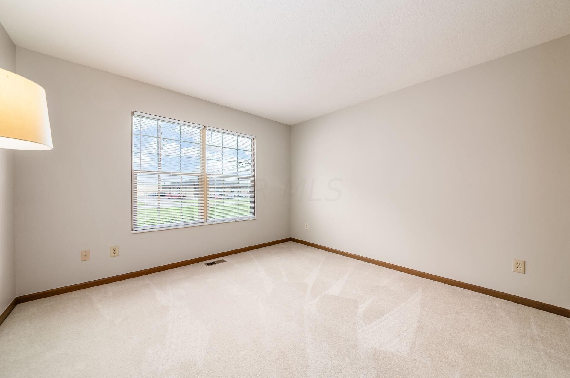 6156 Radekin Rd, Columbus OH 43232-2948 exterior