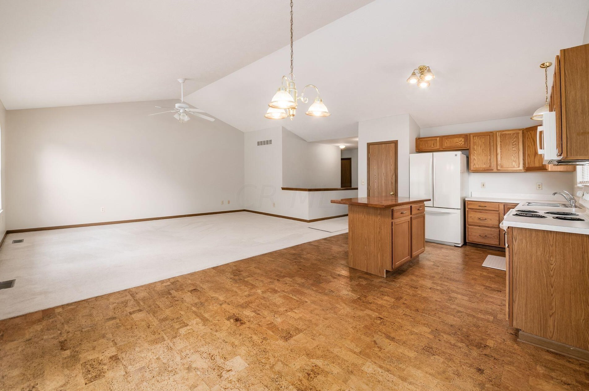 6156 Radekin Rd, Columbus OH 43232-2948 exterior