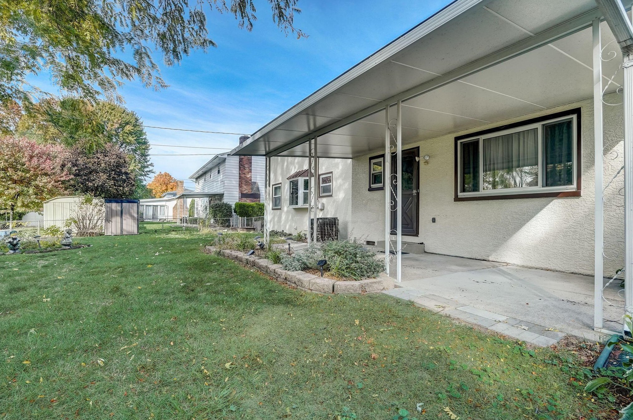 1725 Ivyhill Loop, Columbus OH 43229-5223 exterior