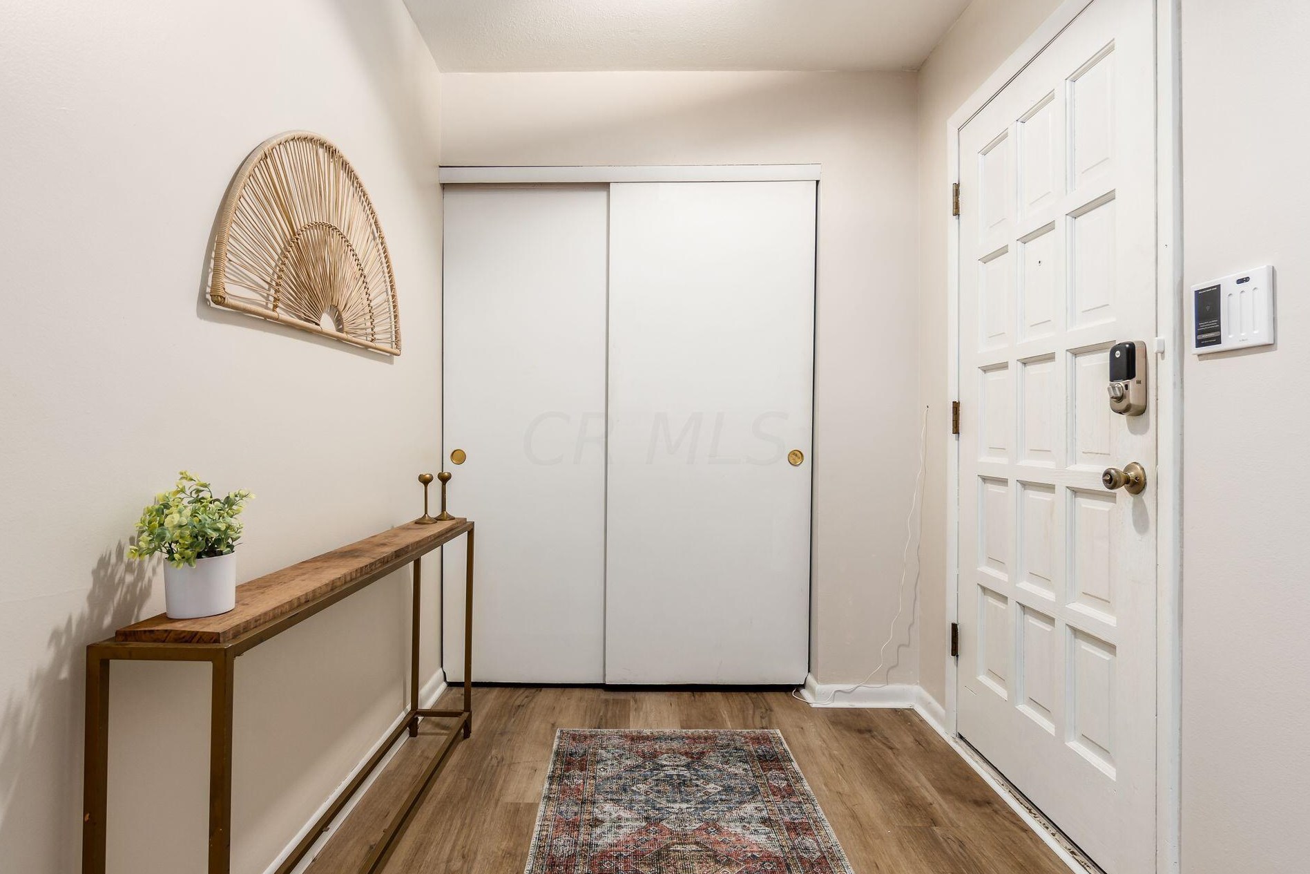 1535 Sandringham Ct, Columbus OH  43220-3834 exterior