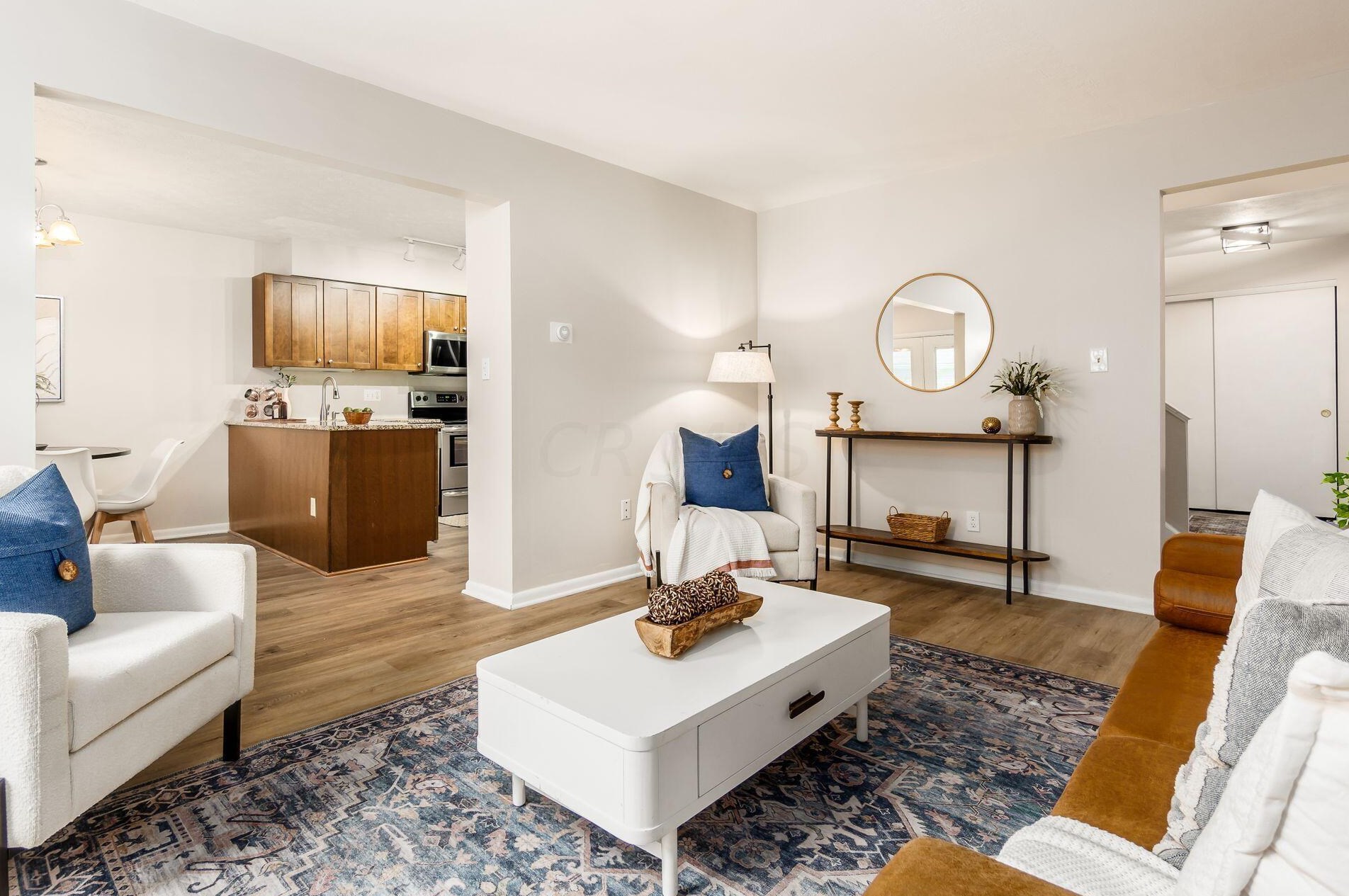 1535 Sandringham Ct, Columbus OH  43220-3834 exterior