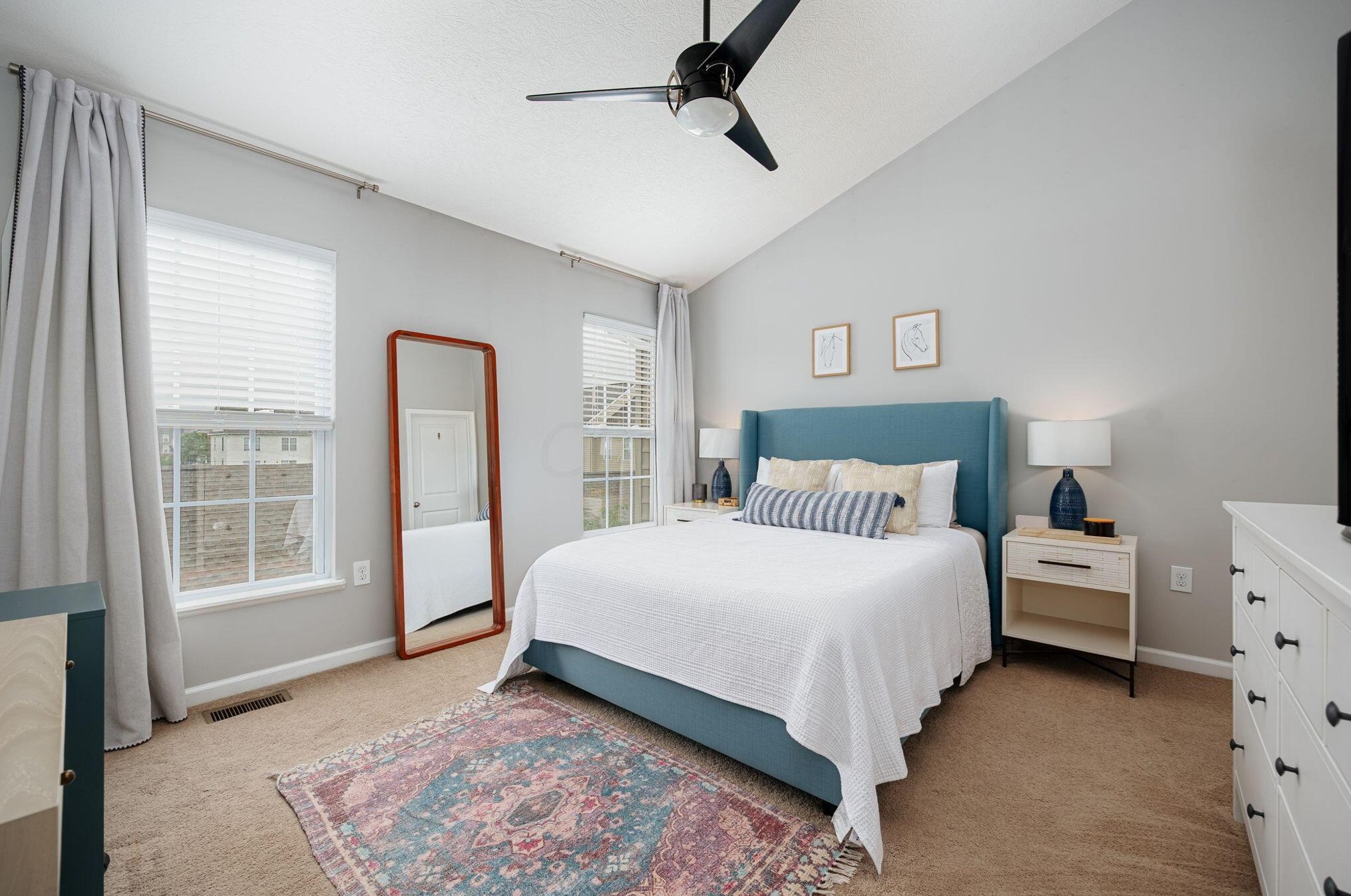 5336 Rustic Falls Dr, Dublin OH  43016-6349 exterior